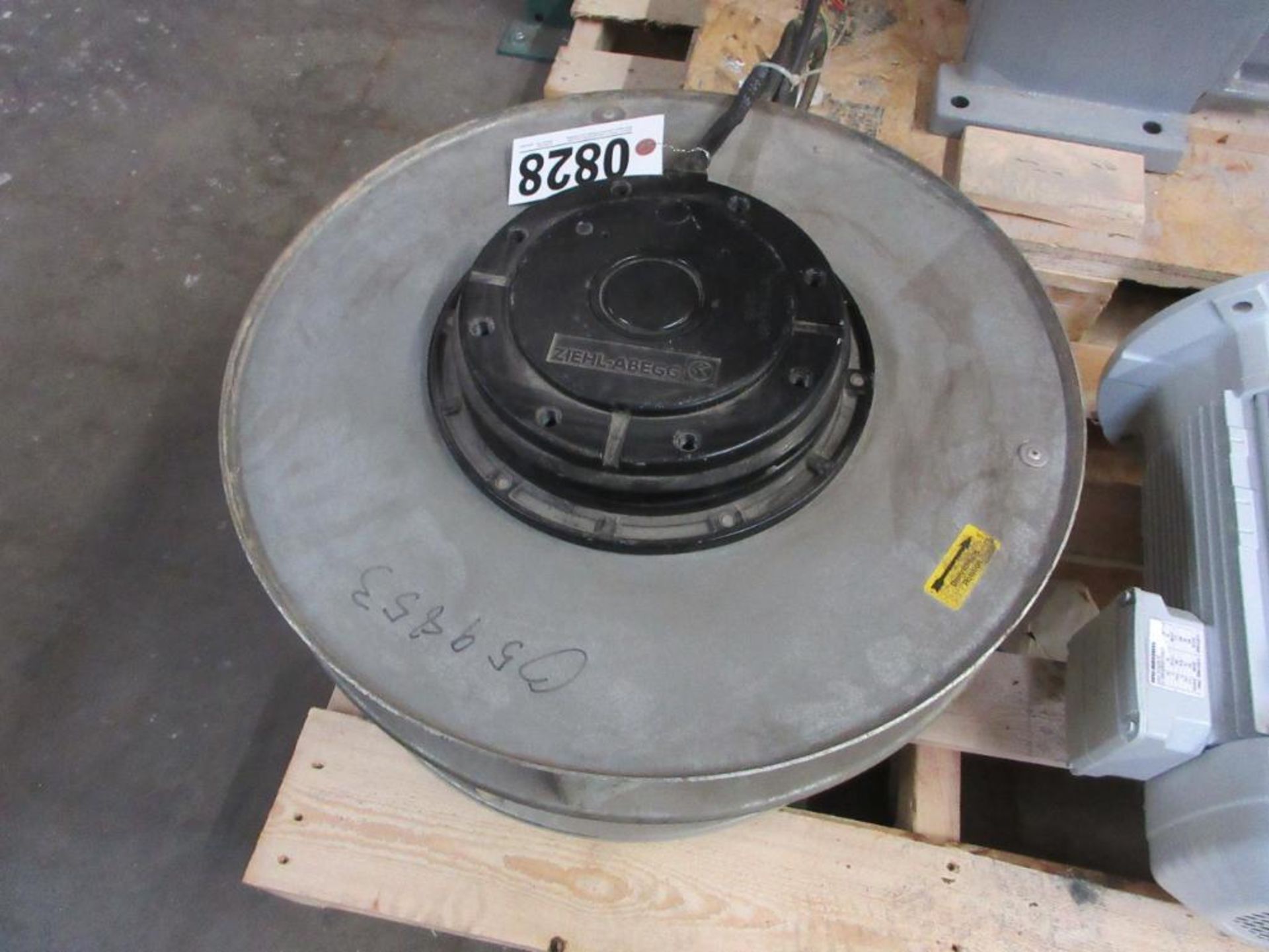 (2) ZIEHL-ABEGG ERP2013(N58) MOTOR FANS (THIS LOT IS FOB CAMARILLO CA) - (There will be a $40 Riggin