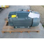 BALDOR 3 PHASE 200HP 1192-1785RPM 449T FRAME A/C MOTOR P/N A44-4710-2262 2916# LBS (THIS LOT IS FOB