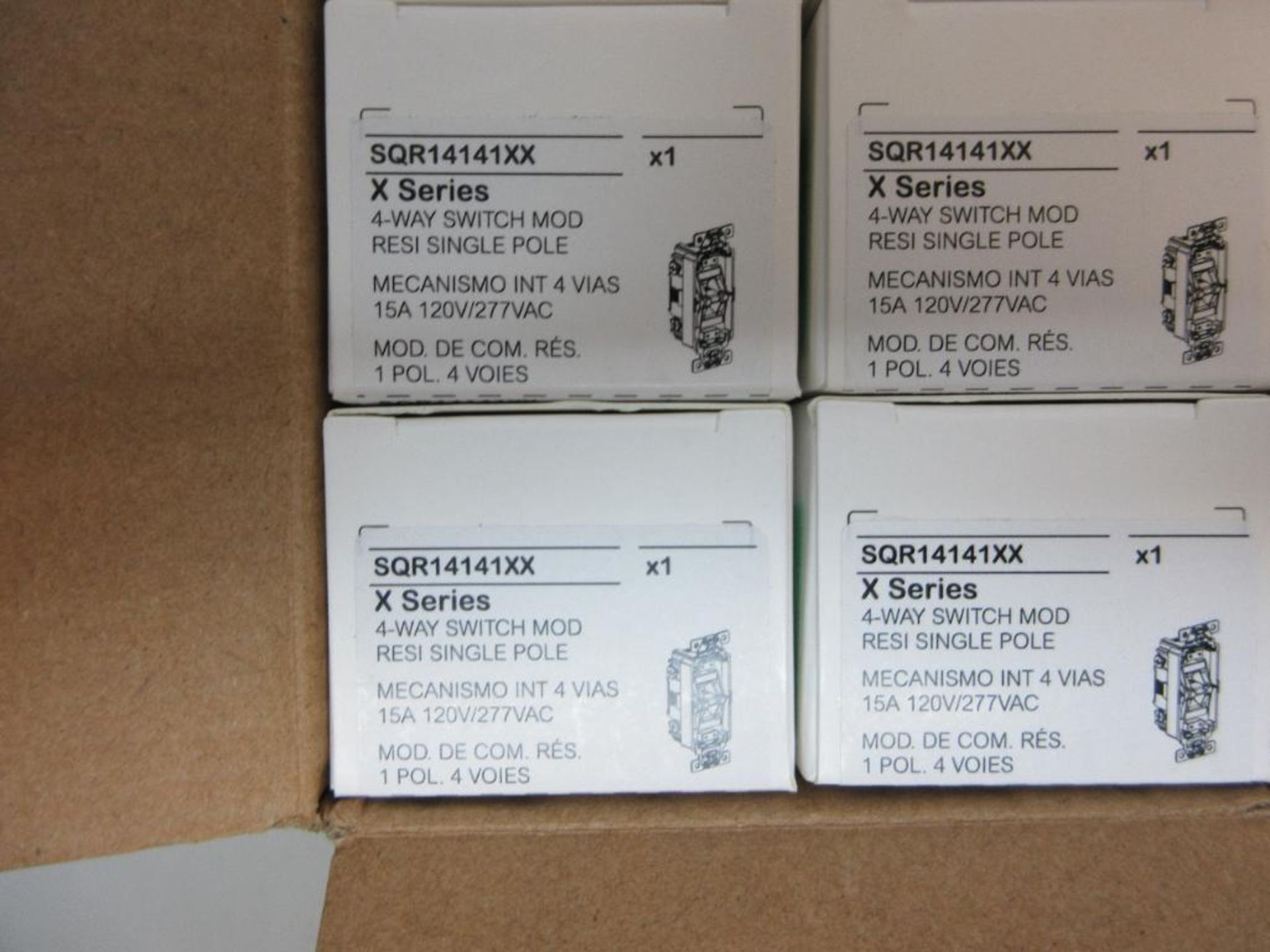 (10) SQUARE D SQR14141XX X SERIES 4-WAY SWITCH MOD RESI SINGLE POLE 10 PER BOX NEW (THIS LOT IS FOB - Bild 4 aus 4