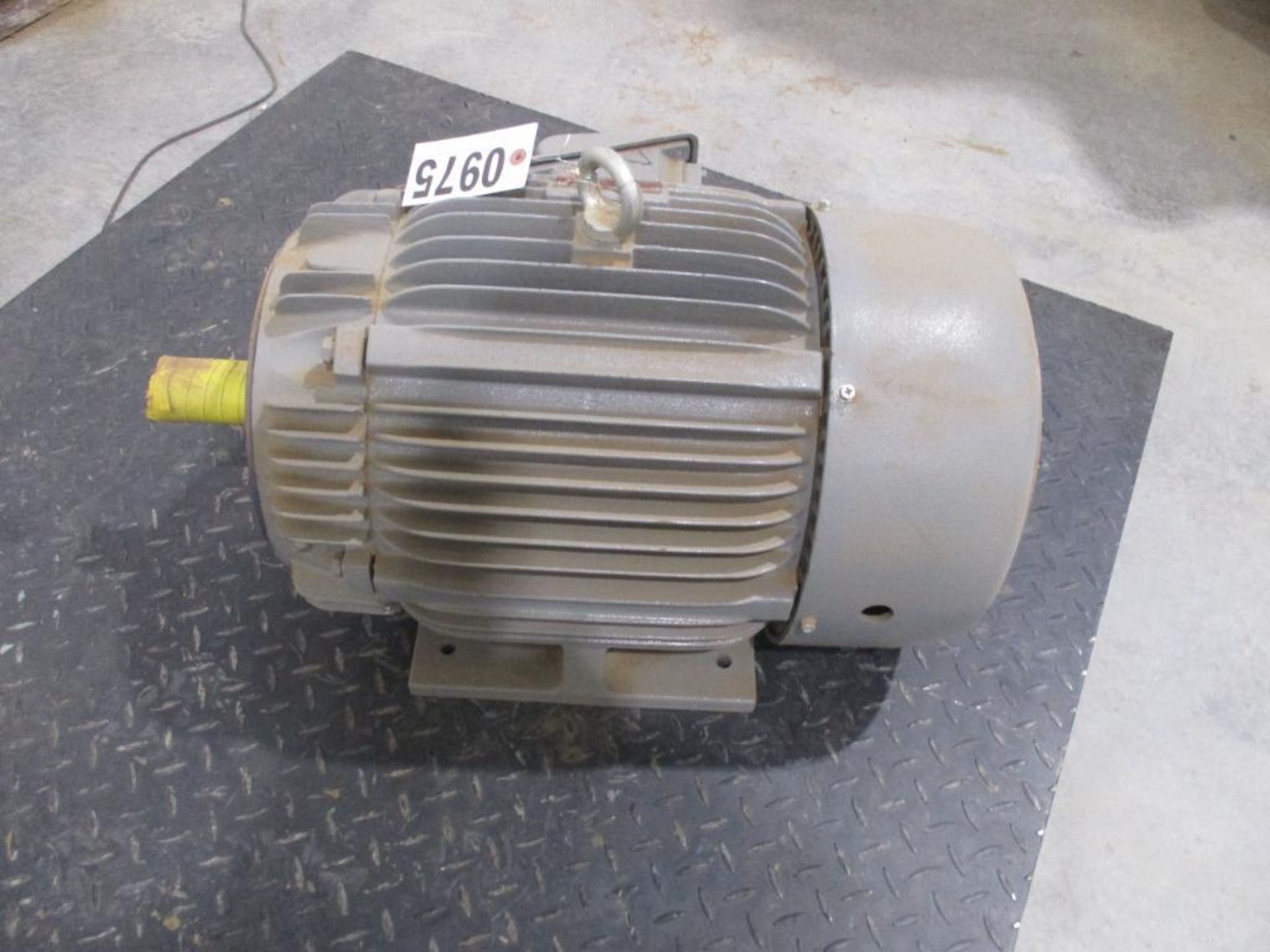 WESTINGHOUSE 3 PHASE 25HP 1460-1765RPM 284TC FRAME A/C MOTOR P/N EP0254C, 468# lbs (There will be a - Image 3 of 5