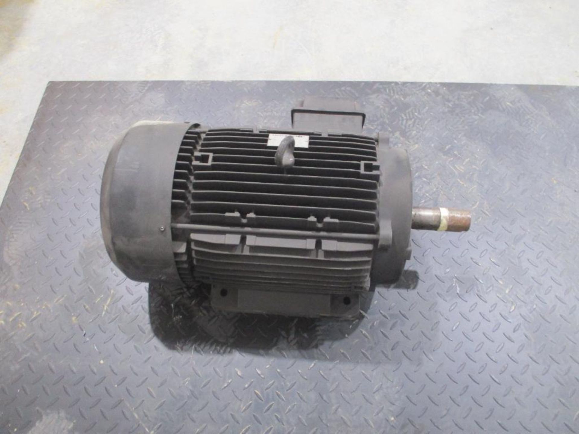 LAFERT 20HP 1475-1770RPM A/C MOTOR P/N AAMH160LZA4, 287# lbs (There will be a $40 Rigging/Prep fee a - Image 3 of 5
