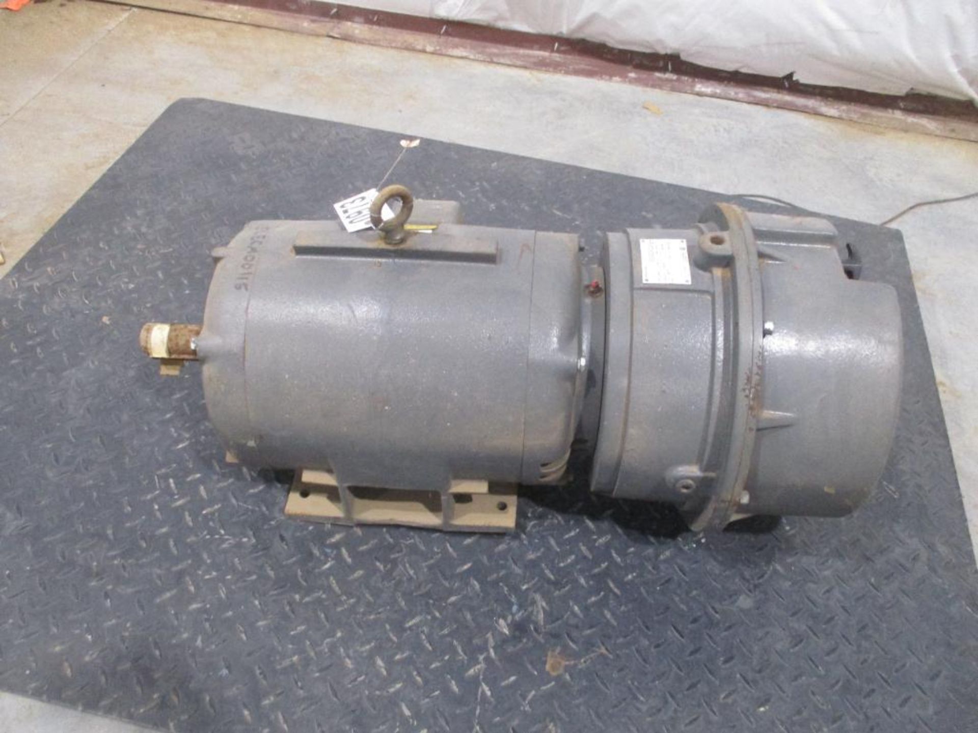 BALDOR 3 PHASE 20HP 1675RPM 256T FRAME A/C MOTOR P/N 09G726X331G1, 417# lbs (There will be a $40 Rig - Image 3 of 5