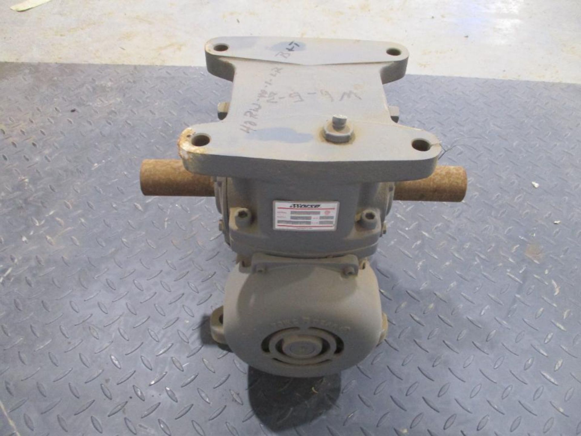 MORSE 40.0 RATIO REDUCER P/N 40CRW401-LRB&T, 119# lbs (There will be a $40 Rigging/Prep fee added to - Image 3 of 5