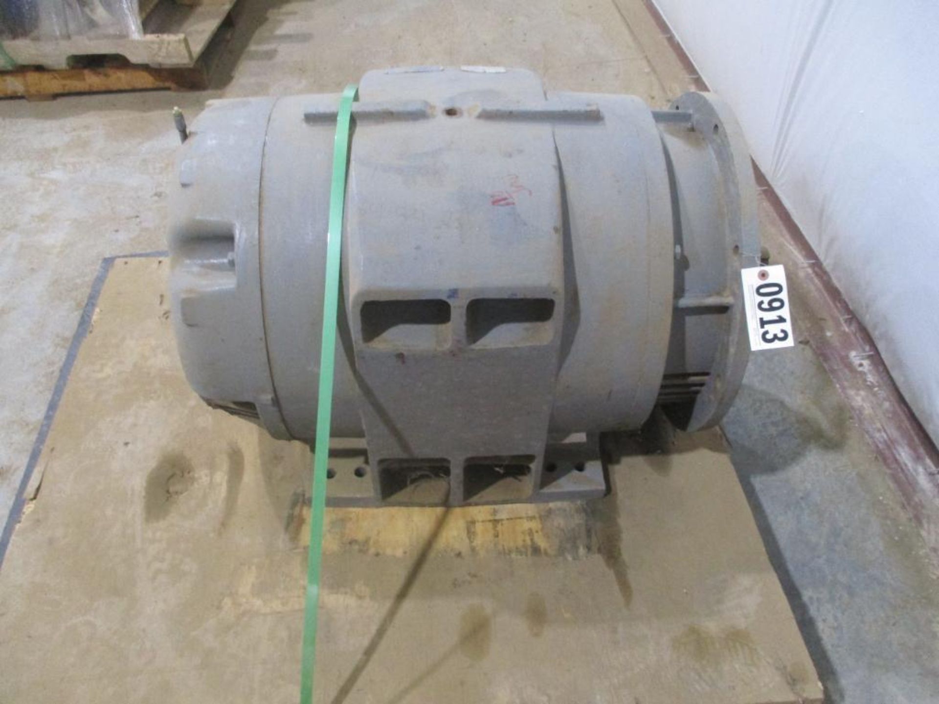 BALDOR 3 PHASE 150HP 1780RPM 444TS FRAME A/C MOTOR P/N M2558TS-4, 1357# lbs (There will be a $40 Rig - Image 3 of 6