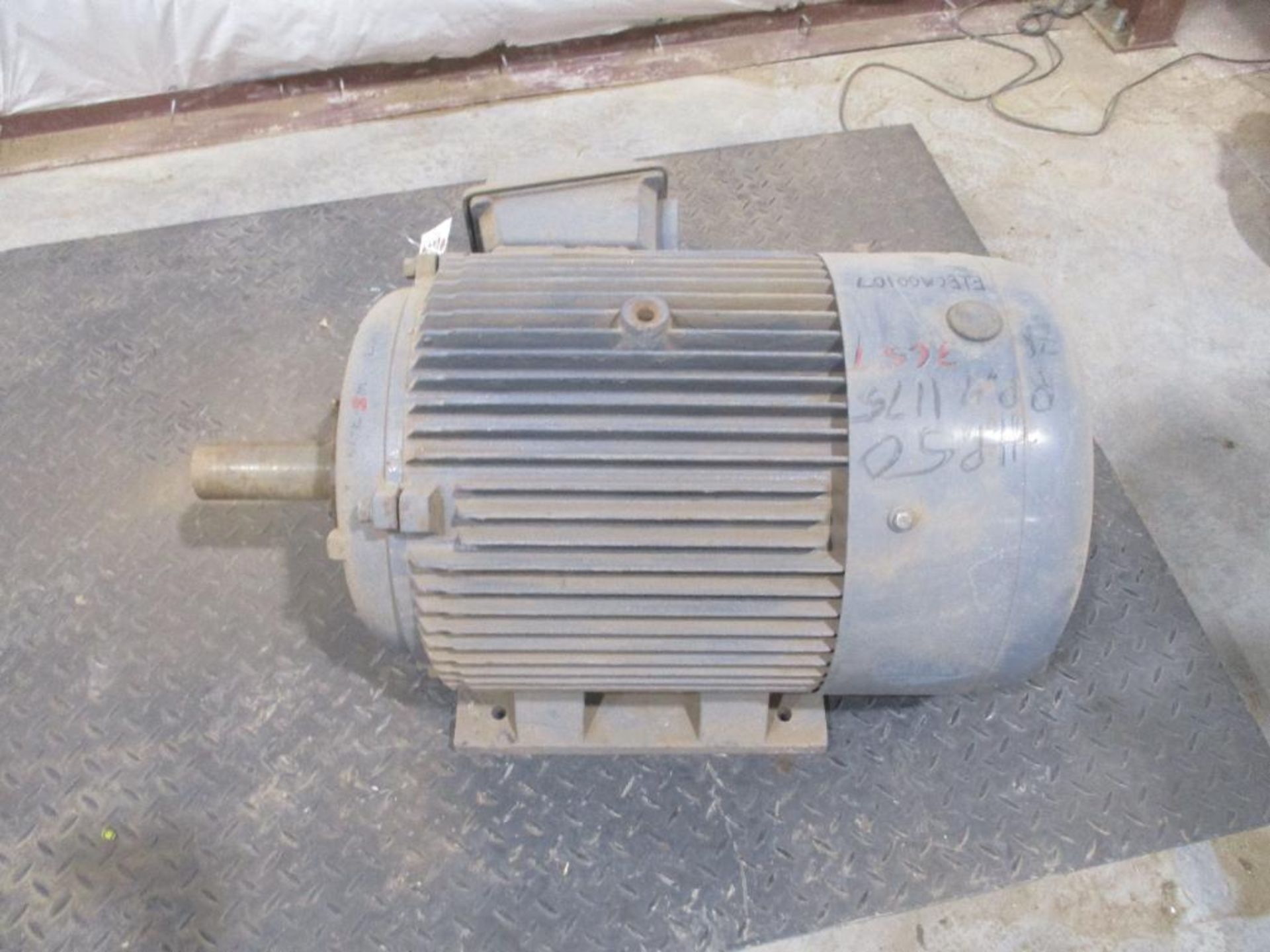 TECO AMERICAN 3 PHASE 50HP 1175RPM 465T FRAME A/C MOTOR P/N 2030002, 727# lbs (There will be a $40 R - Image 3 of 5