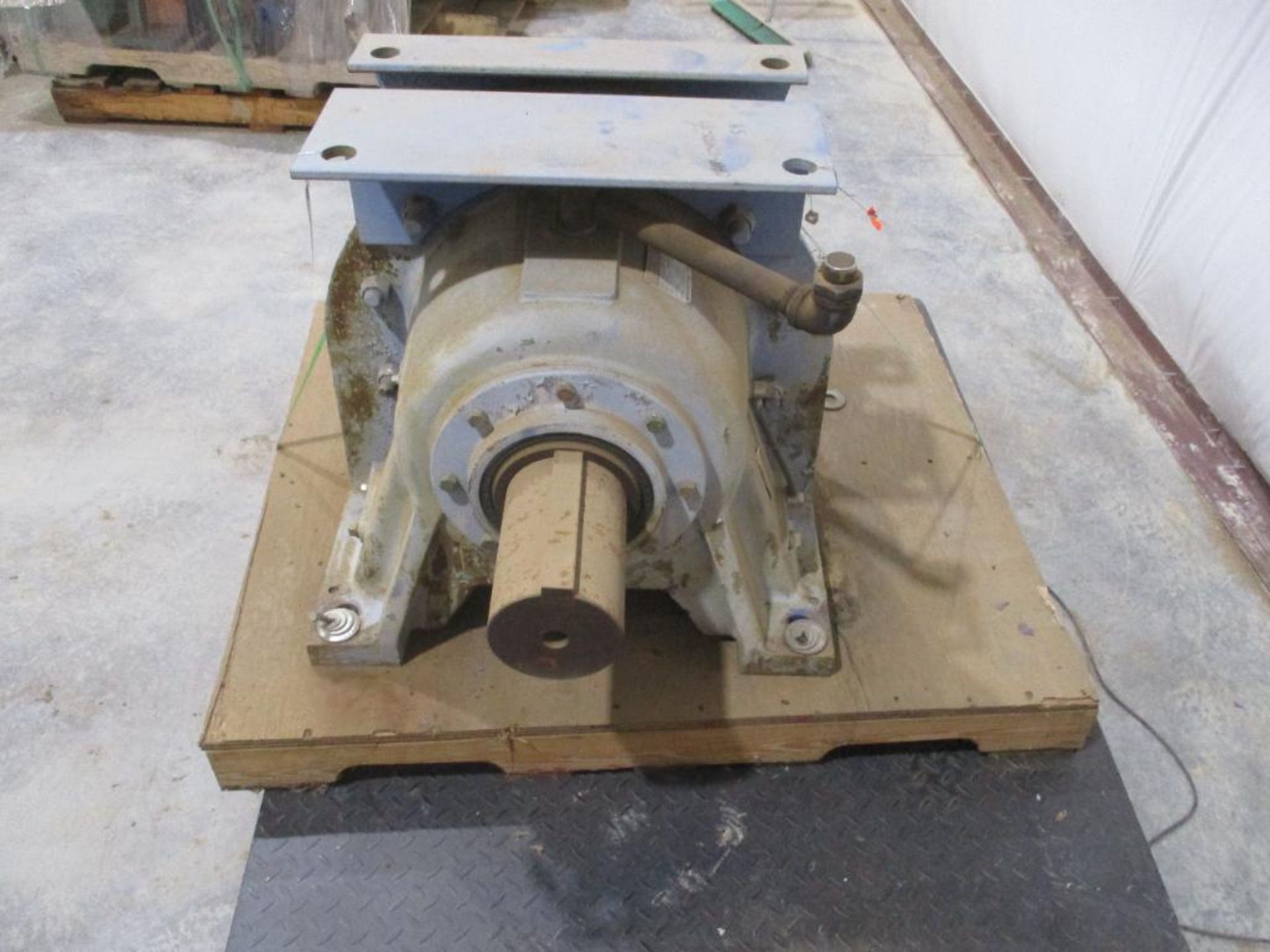SUMITOMO 59 RATIO REDUCER P/N CHHP-6245Y-59, 1608# lbs (There will be a $40 Rigging/Prep fee added t - Bild 2 aus 5