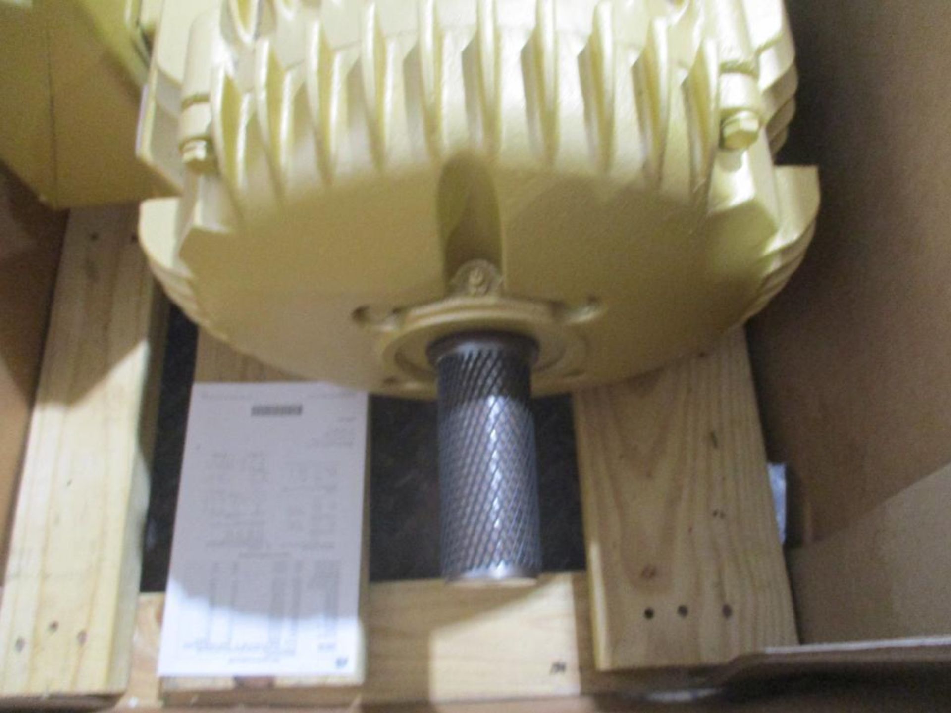 BALDOR 3 PHASE 25HP 1775RPM 284T FRAME A/C MOTOR P/N EM4103T, 410# lbs (There will be a $40 Rigging/ - Image 3 of 5