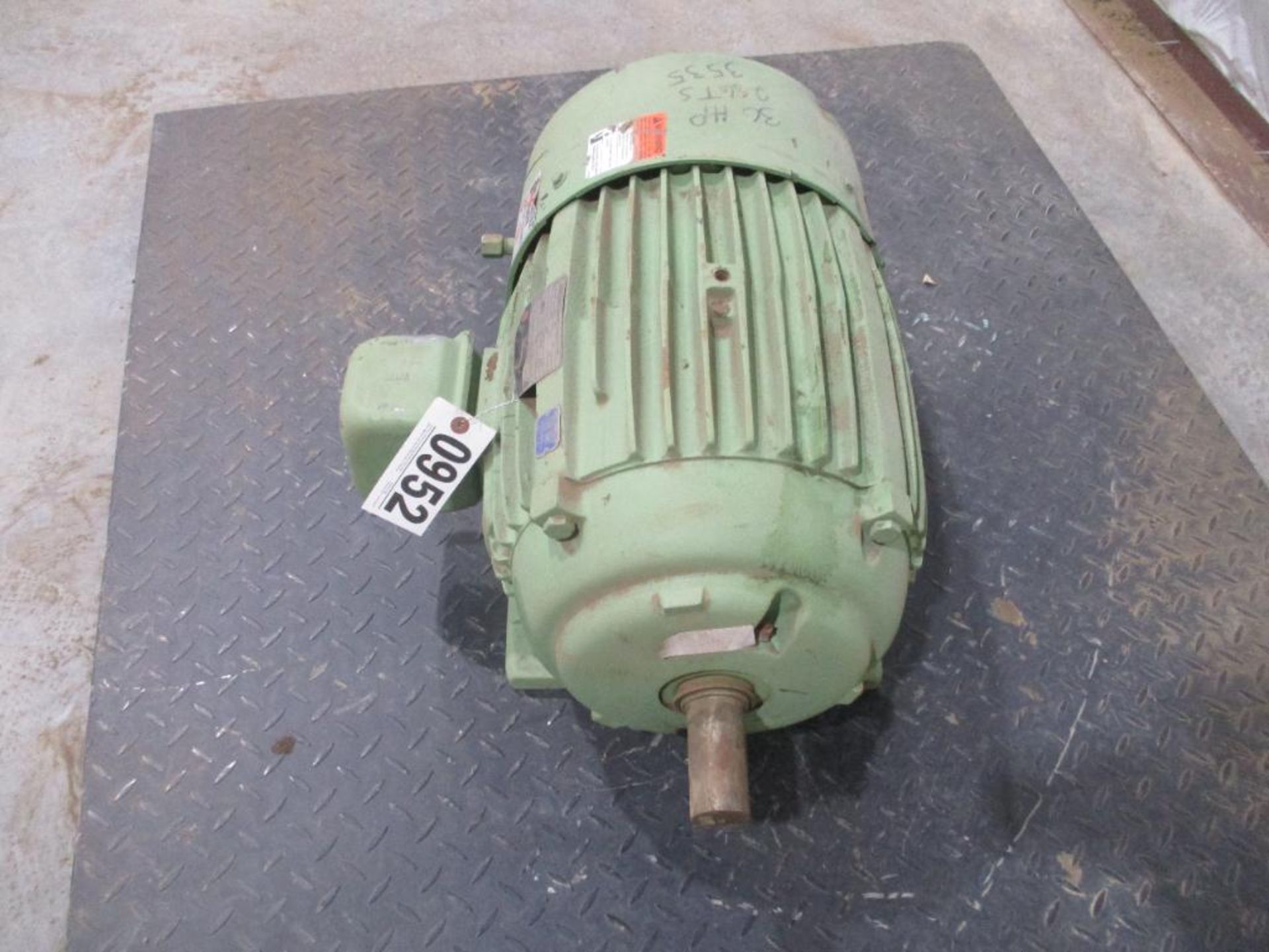 US MOTORS 3 PHASE 30HP 3535RPM 286TS FRAME A/C MOTOR P/N 5412-50-XDBX117303R, 341# lbs (There will b - Image 2 of 5