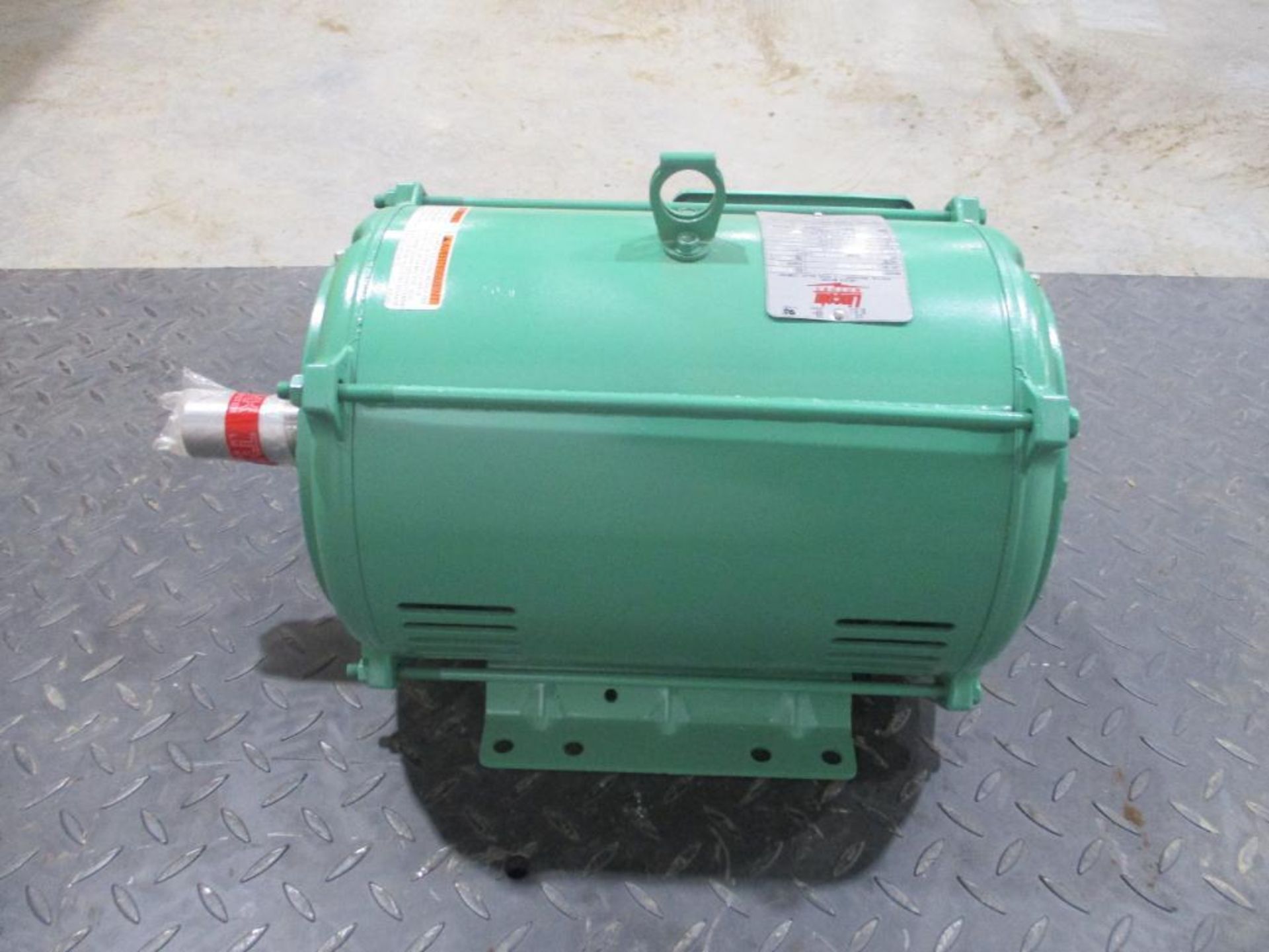 LINCLON MOTORS 3 PHASE 7 1/2HP 1515/2910RPM 213T FRAME A/C MOTOR P/N LM32740A, 103# lbs (There will - Image 4 of 5