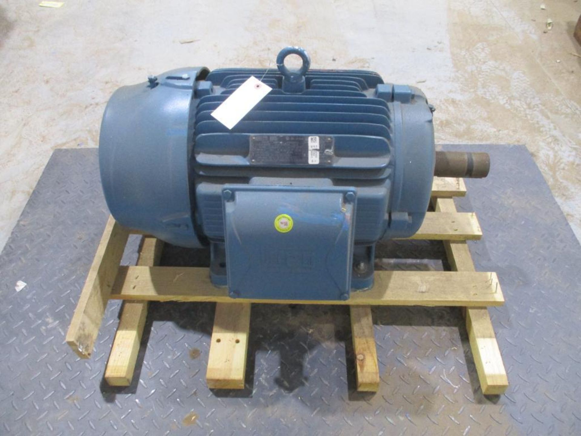 WEG 3 PHASE 40HP 1770RPM 324/6T FRAME A/C MOTOR P/N 11723922, 571# lbs (There will be a $40 Rigging/