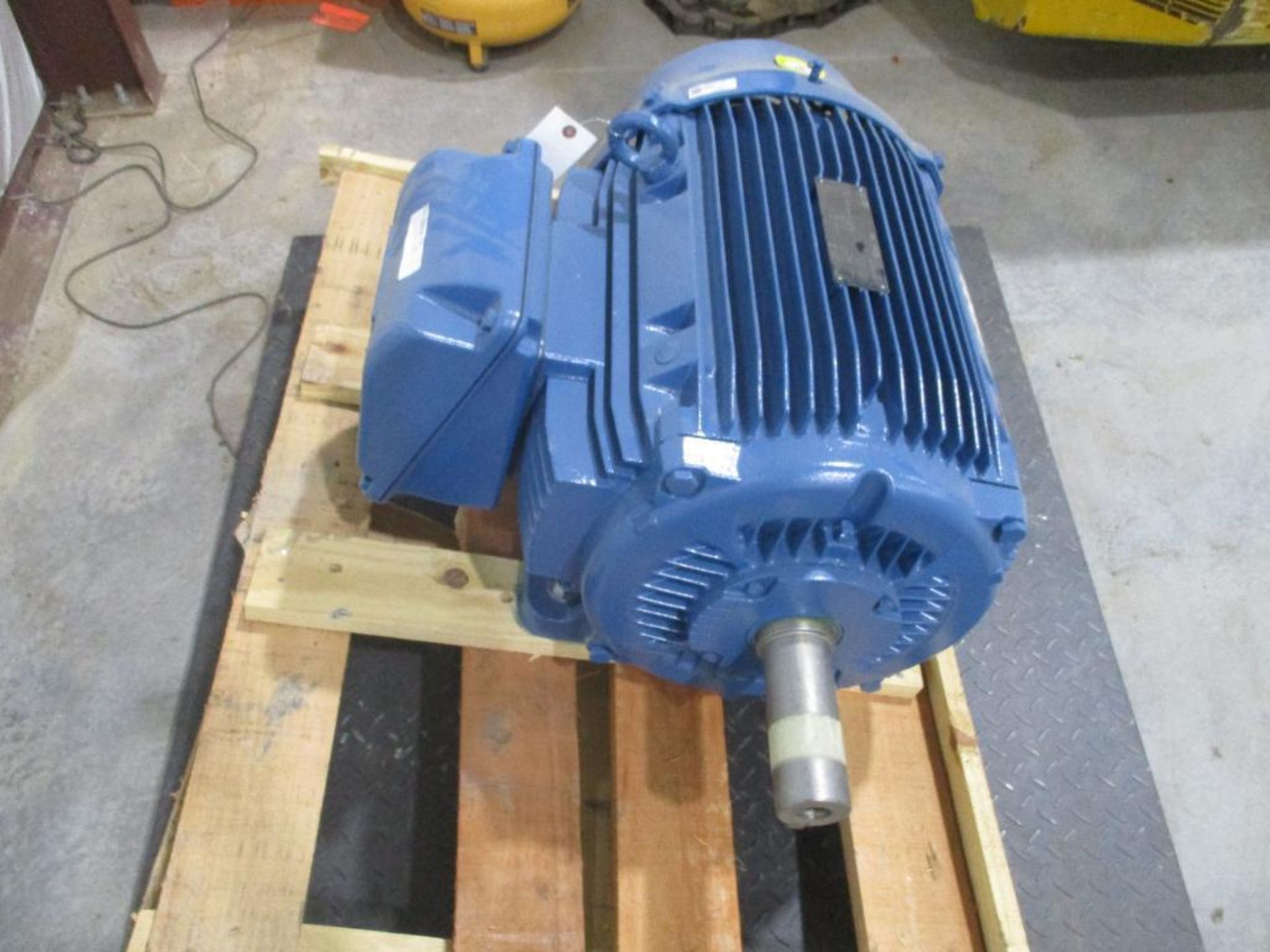 WEG 3 PHASE 75HP 1780RPM 364/5T FRAME A/C MOTOR P/N 07818ET3E365T-W22, 932# lbs (There will be a $40 - Image 2 of 5