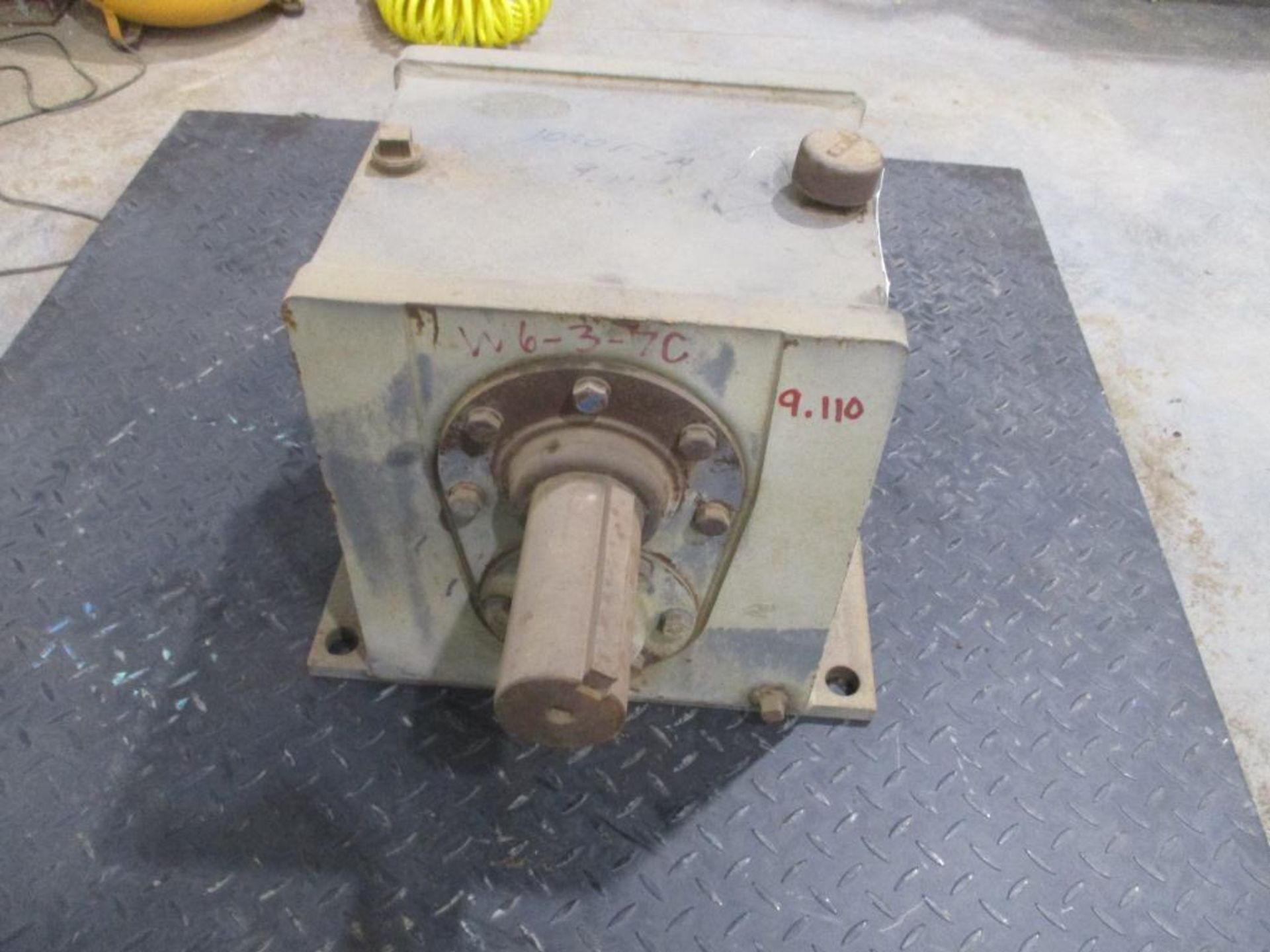 FALK 9.110 RATIO REDUCER P/N RK1060F2A, 405# lbs (There will be a $40 Rigging/Prep fee added to the - Image 4 of 5