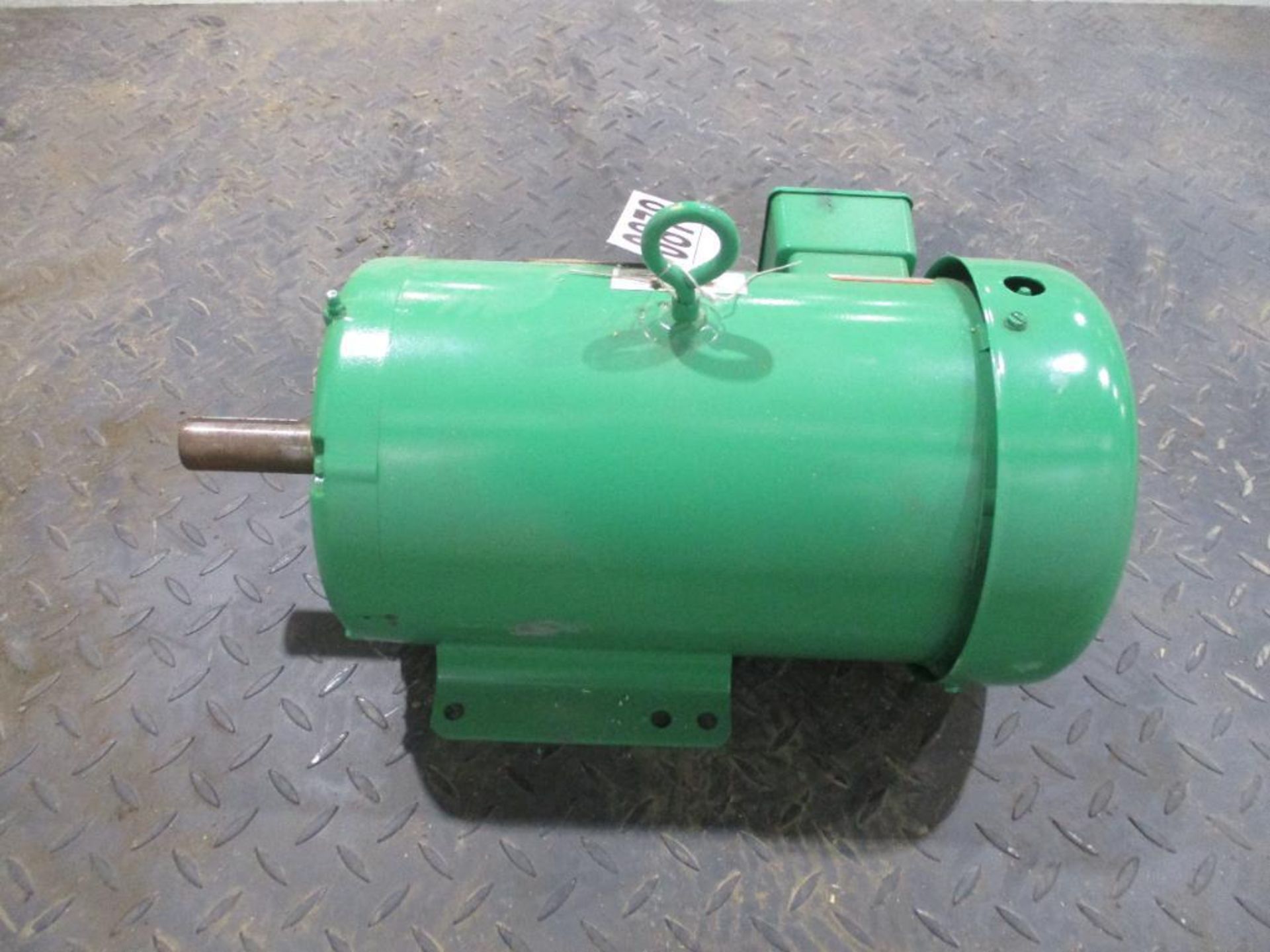 BALDOR 3 PHASE 7.5HP 184T FRAME A/C MOTOR P/N 1200712332-000020, 91# lbs (There will be a $40 Riggin - Image 3 of 5