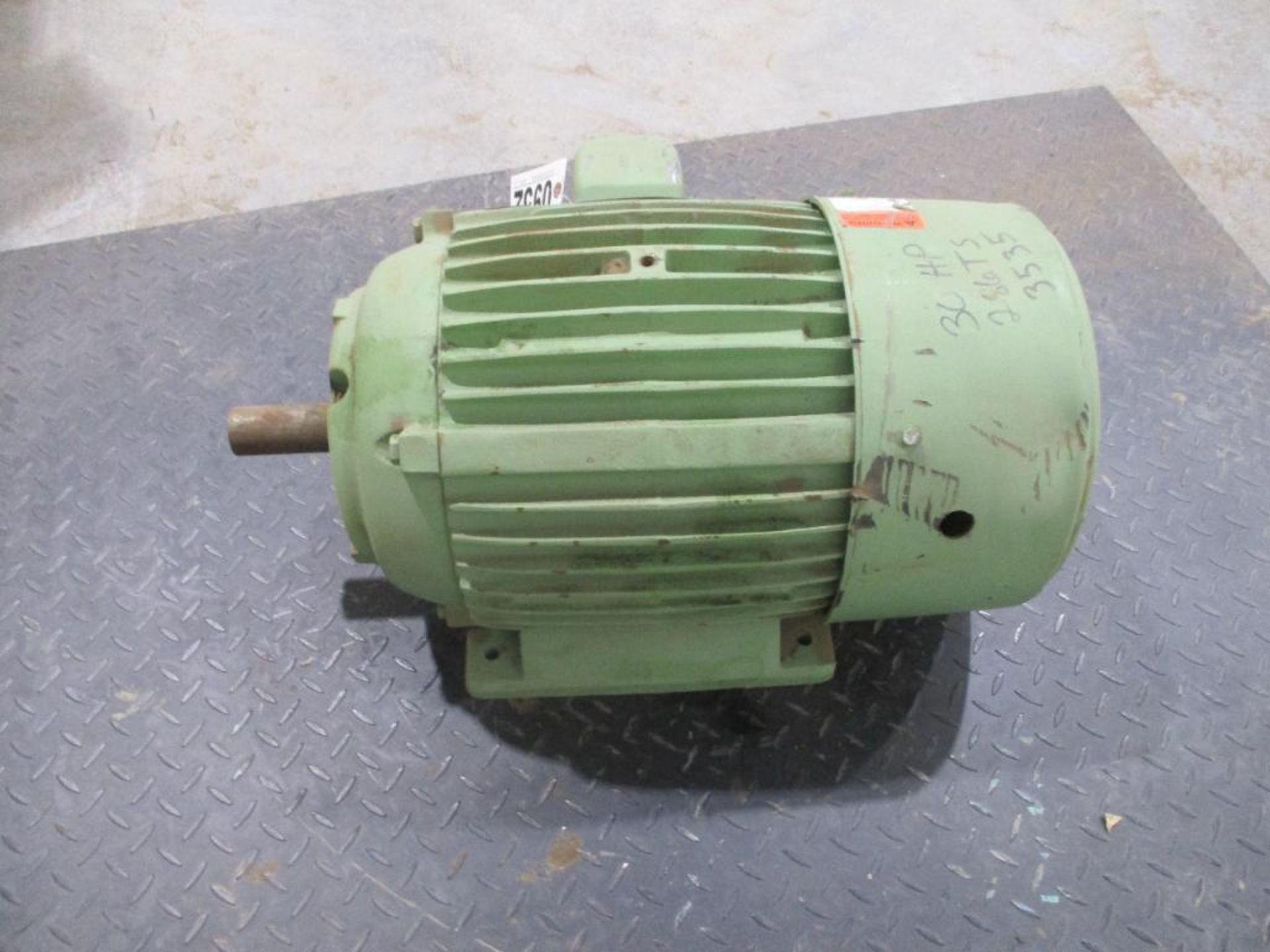 US MOTORS 3 PHASE 30HP 3535RPM 286TS FRAME A/C MOTOR P/N 5412-50-XDBX117303R, 341# lbs (There will b - Image 3 of 5