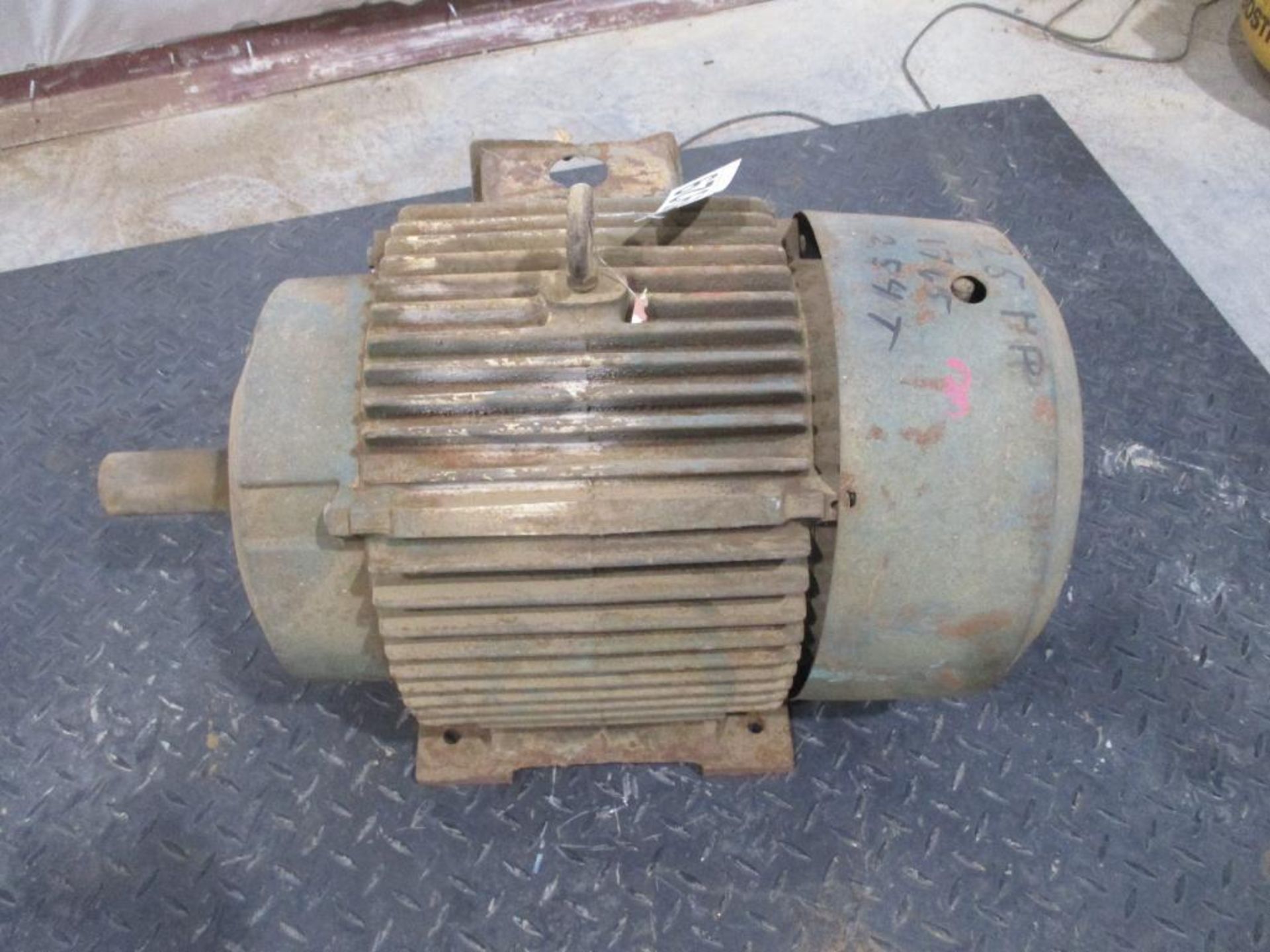 RELIANCE ELECTRIC 3 PHASE 25HP 1765RPM P/N N/A, 307# lbs (There will be a $40 Rigging/Prep fee added - Image 3 of 5