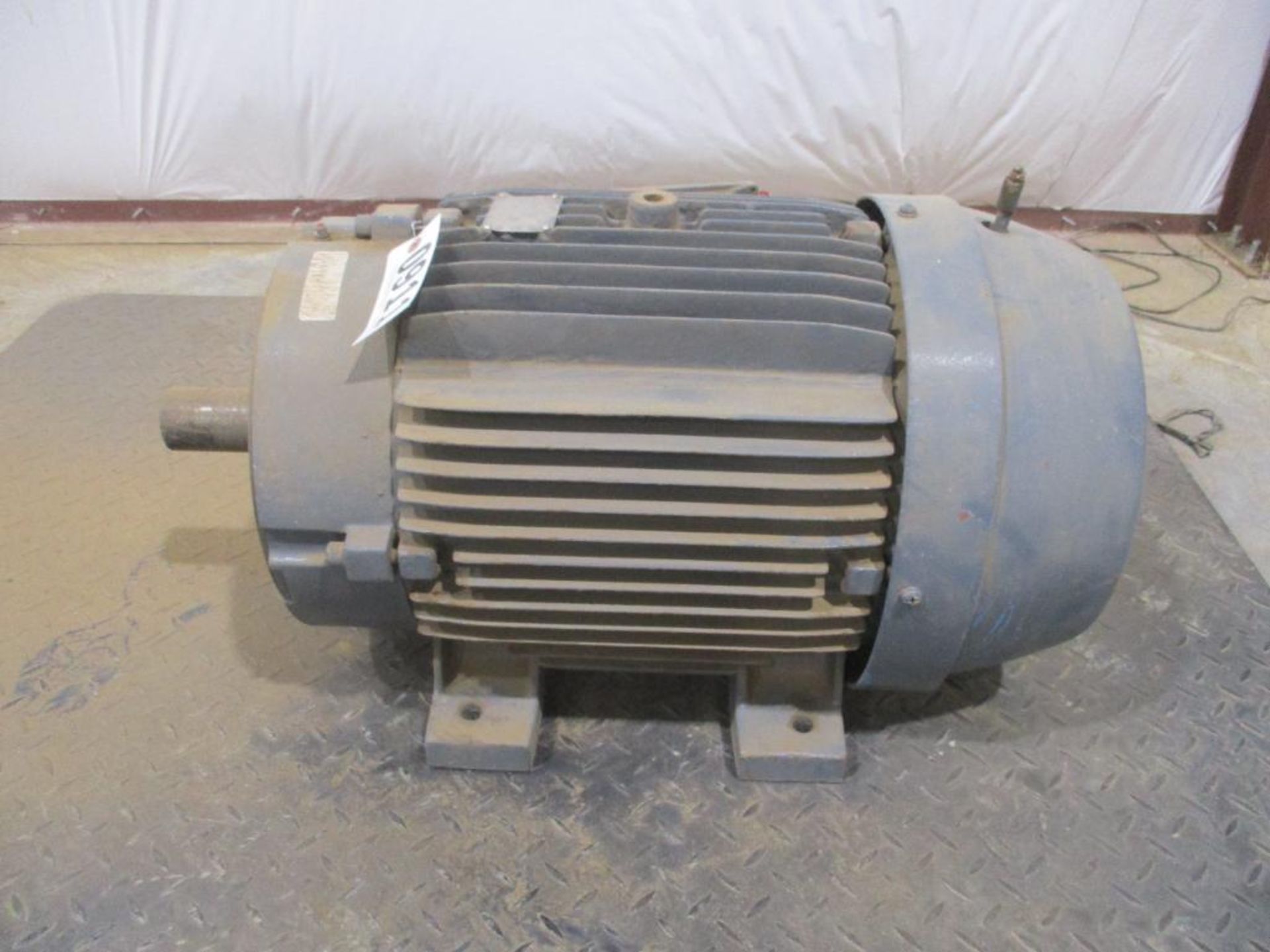 WEG 3 PHASE 40HP 1770RPM 724T FRAME A/C MOTOR P/N 040I8EP3E324T, 523# lbs (There will be a $40 Riggi