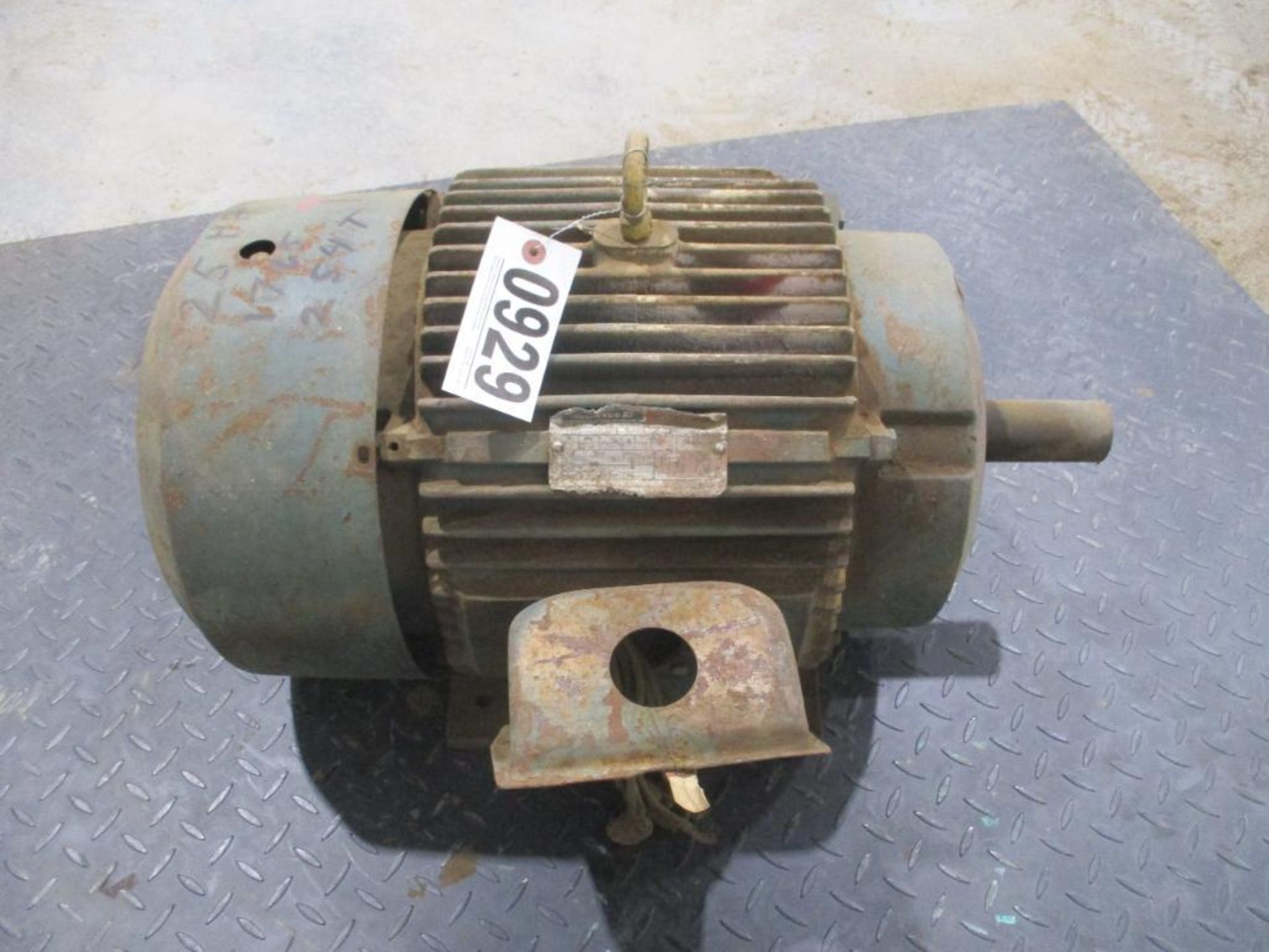 RELIANCE ELECTRIC 3 PHASE 25HP 1765RPM P/N N/A, 307# lbs (There will be a $40 Rigging/Prep fee added