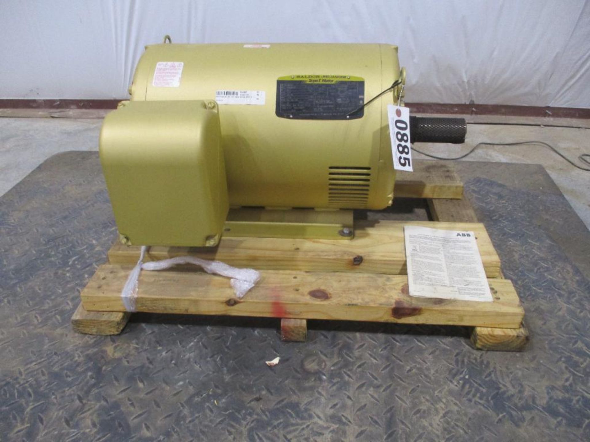 BALDOR 3 PHASE 30HP 1775RPM 286T FRAME A/C MOTOR P/N EM2535T, 360# lbs (There will be a $40 Rigging/