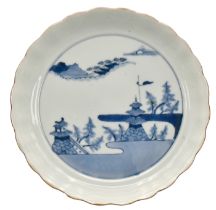 A JAPANESE ARITA BLUE AND WHITE PORCELAIN FLUTED DISH, EDO PERIOD, CIRCA 1750