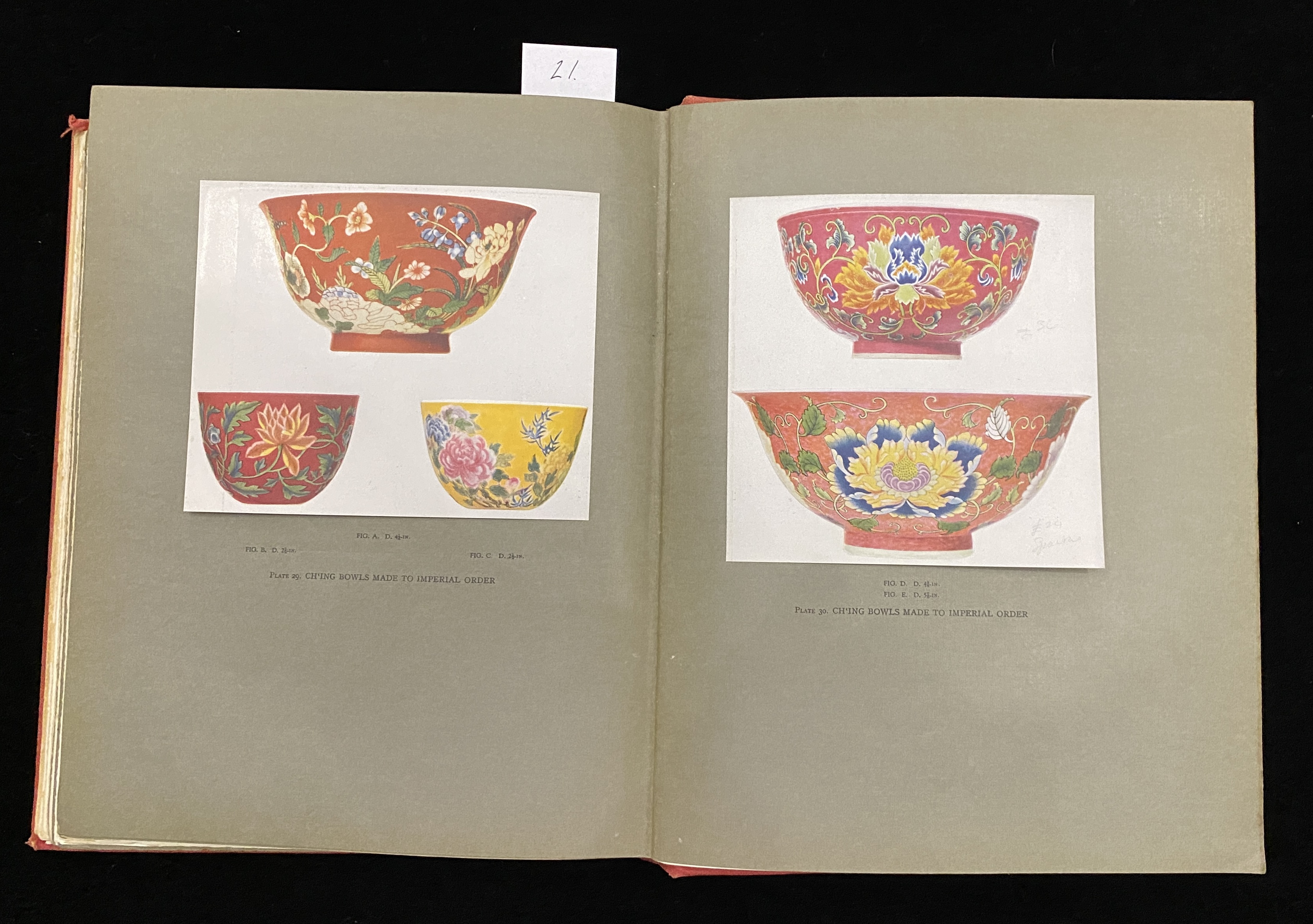 CHINESE CERAMICS IN PRIVATE COLLECTIONS R. L. HOBSON B. RACKHAM W. KING HALT0N & TRUSCOTT SMITH 1931 - Image 9 of 10