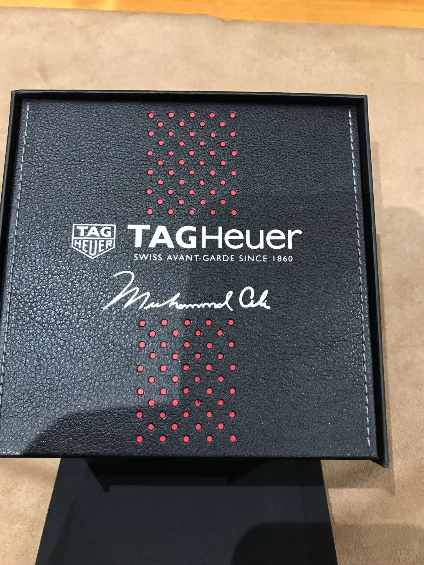 TAG HEUER CARRERA MUHAMMAD ALI LTD EDITION (UNWORN) - Image 2 of 8