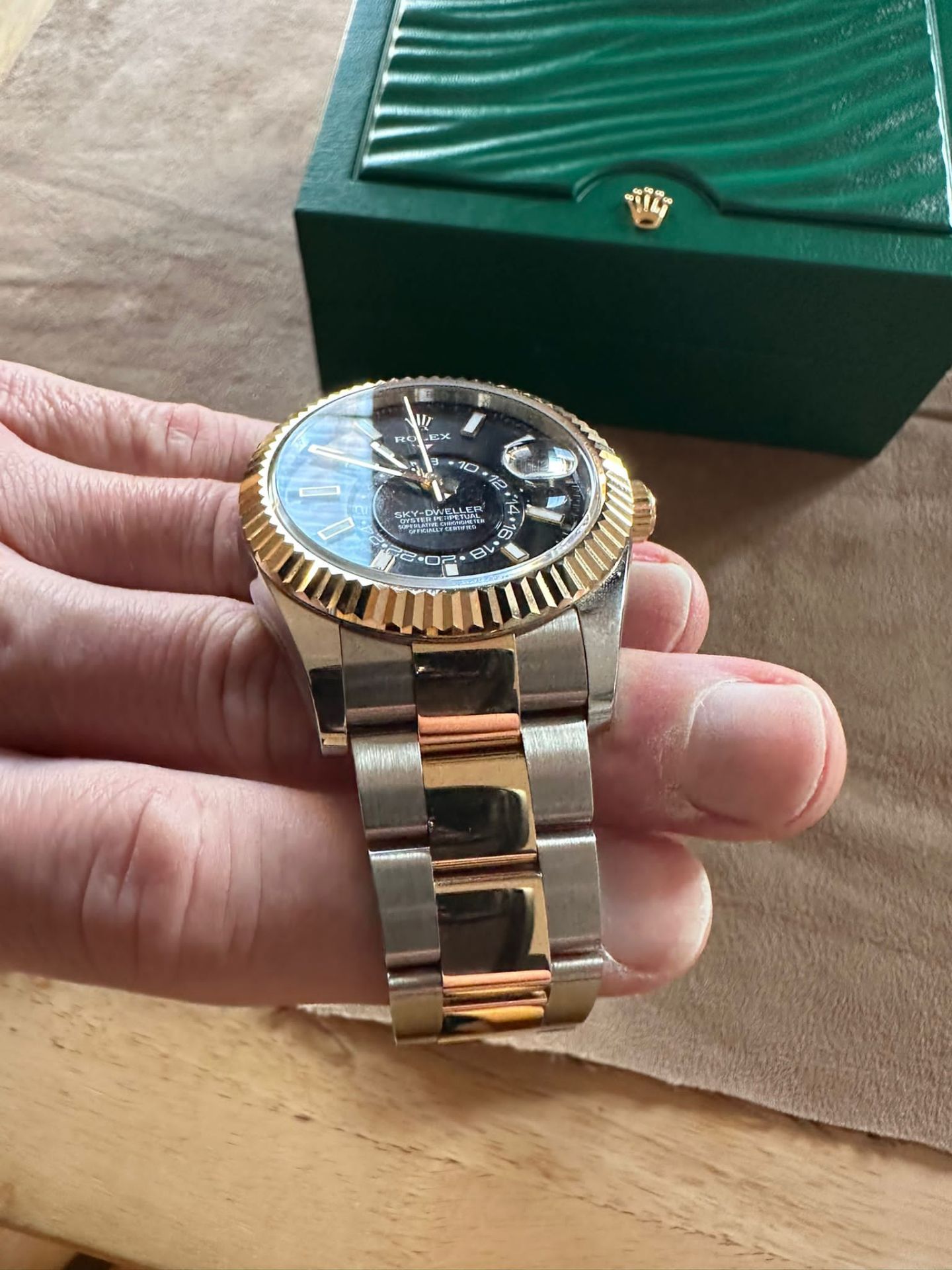 ROLEX SKY DWELLER - Image 10 of 18