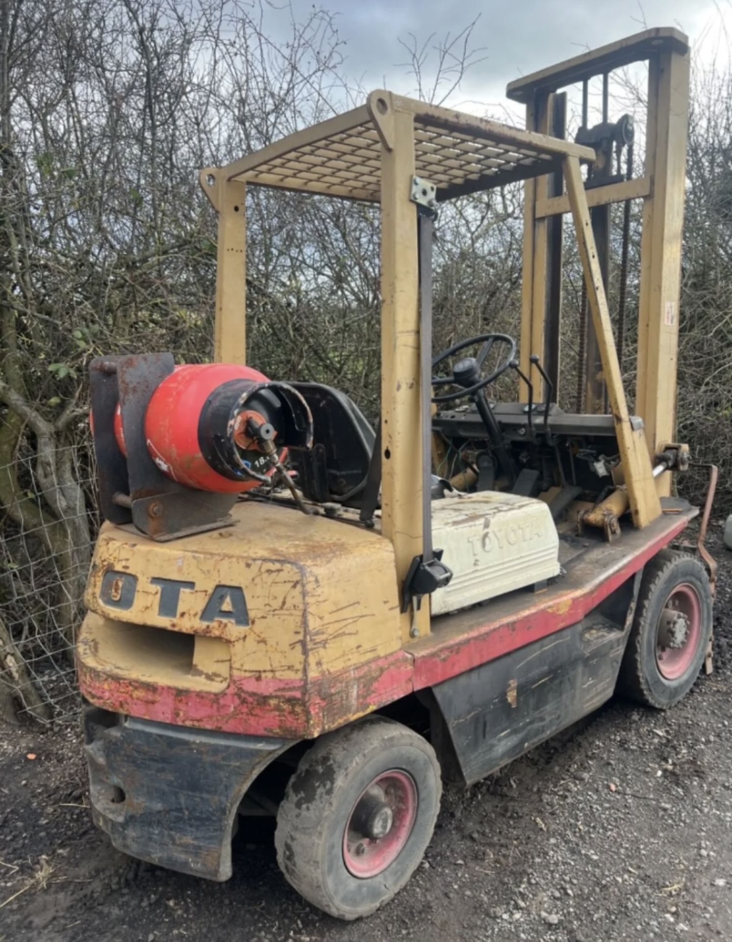 TOYOTA GAS FORKLIFT - Image 5 of 5