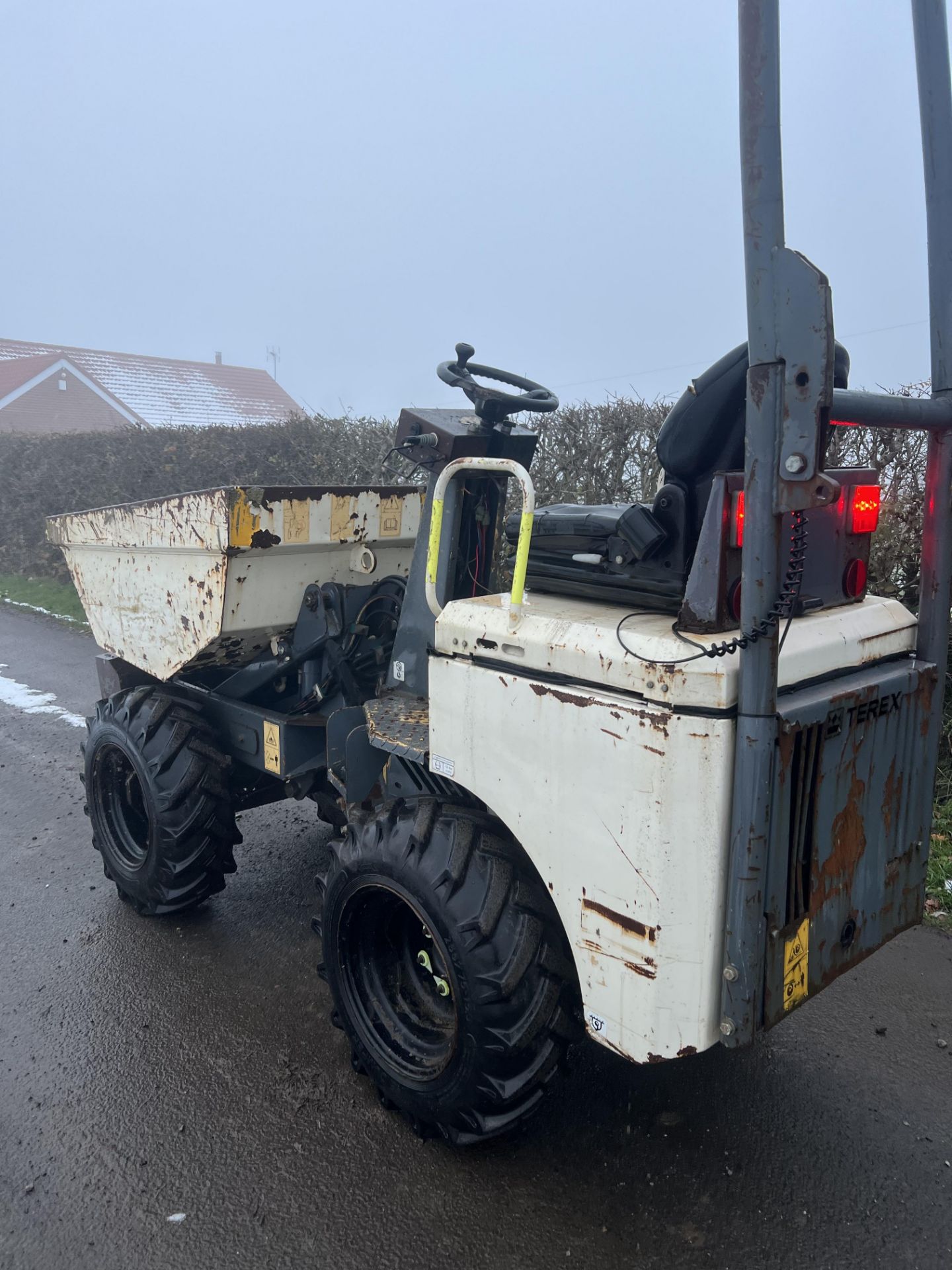 2014 TEREX 1 TON HIGH TIP DUMPER - Image 8 of 10