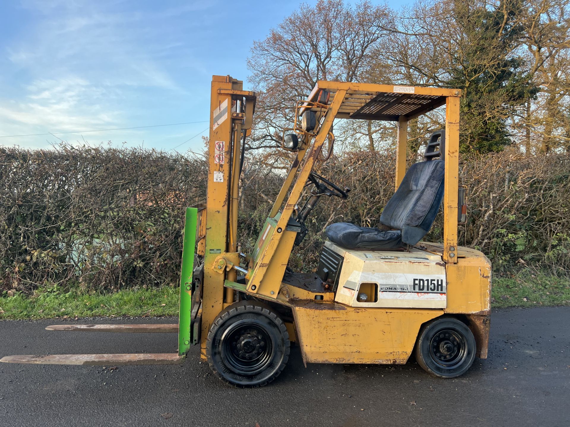 KOMATSU FD15 DIESEL FORKLIFT - Image 3 of 8