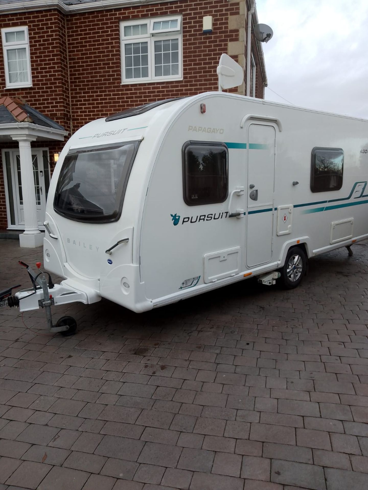 2018 BAILEY PERSUIT 430/4 4 BERTH TOURING CARAVAN FIXED BED