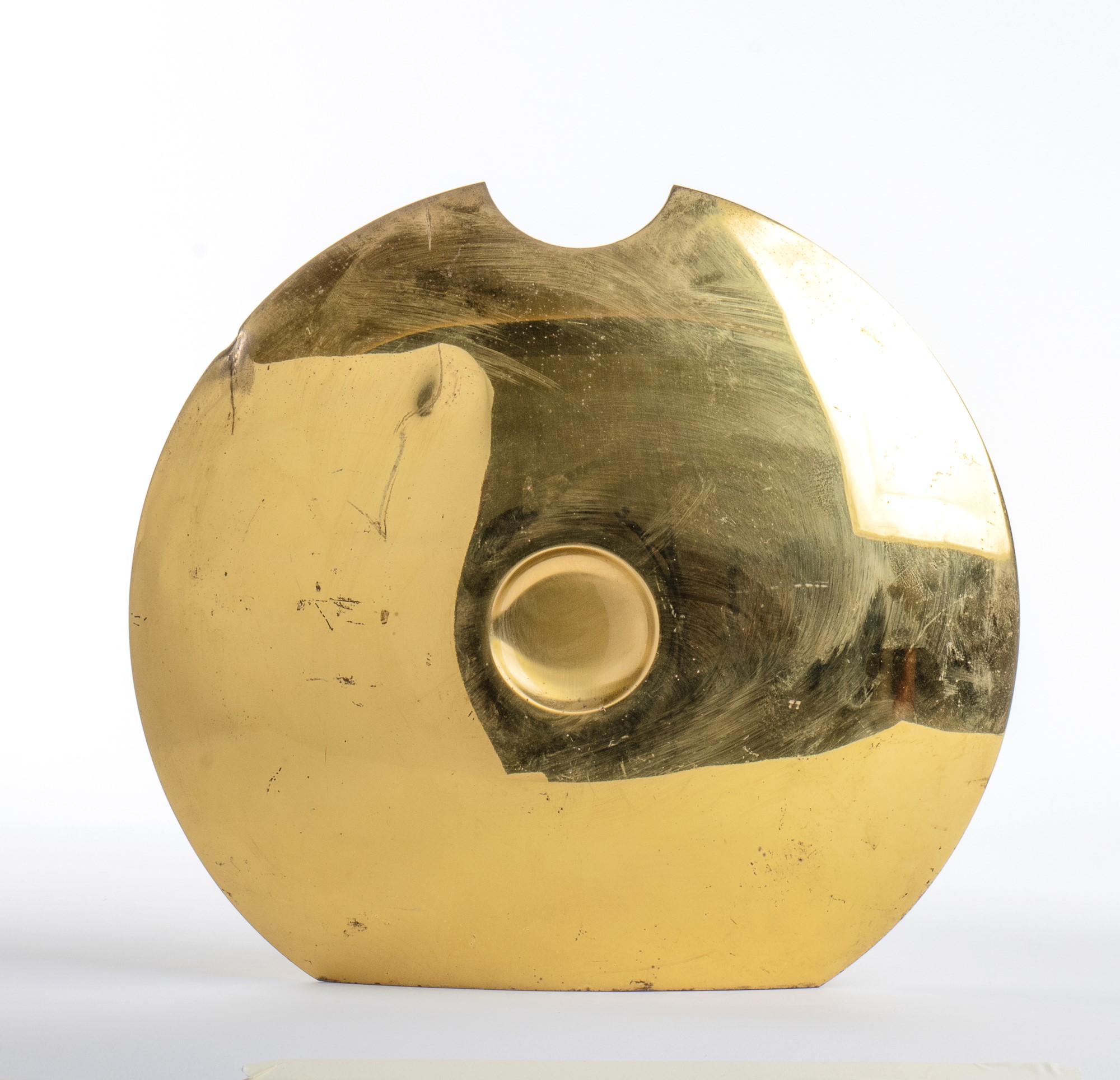 Golden metal vase - Image 3 of 7