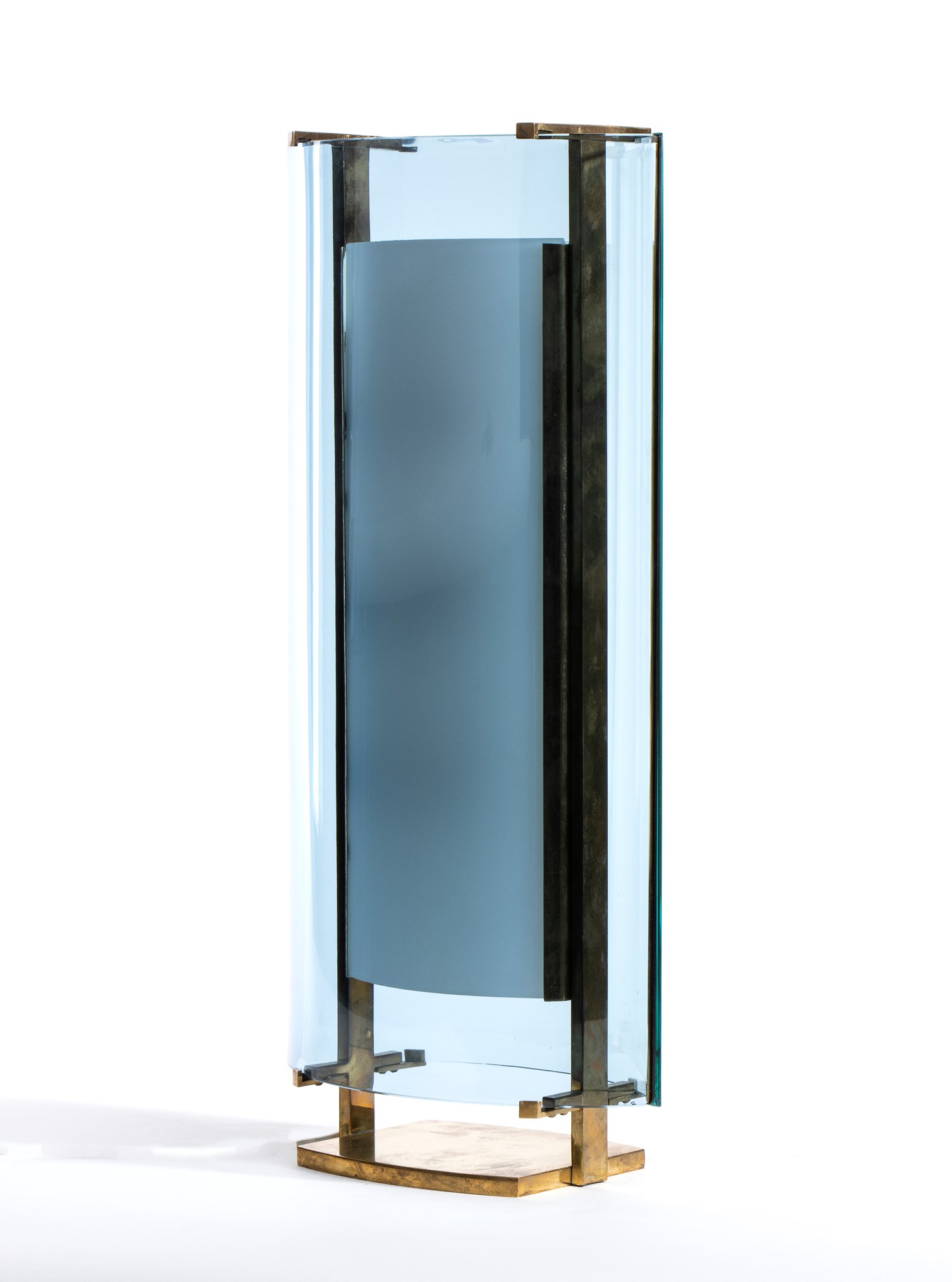 Max Ingrand Table lamp with brass structure and transparent and blue curved crystals. Model 2187 - Image 9 of 19