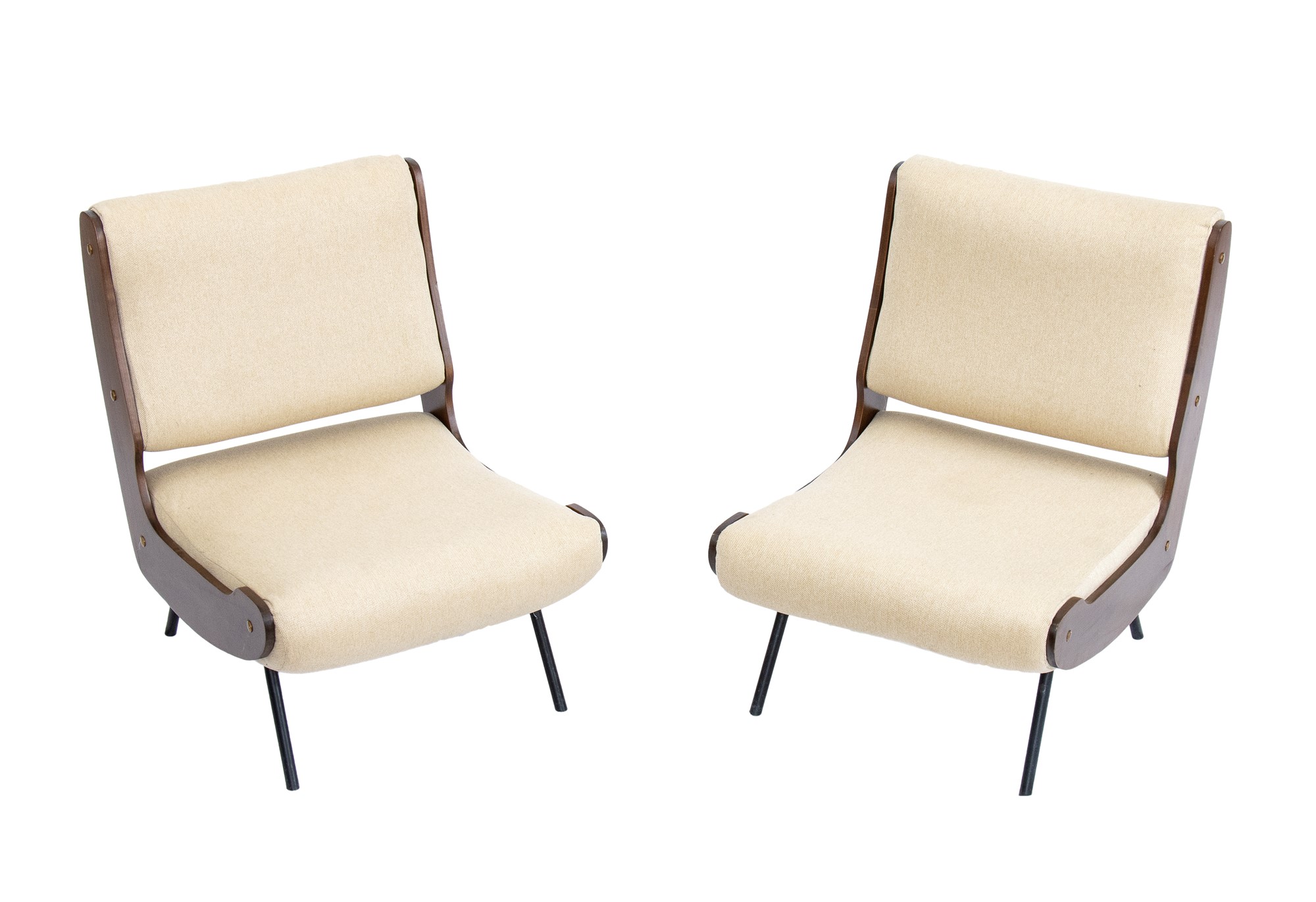 Gianfranco Frattini  Pair of armchairs mod. 863 with wooden and metal structure and brass details by - Image 5 of 19
