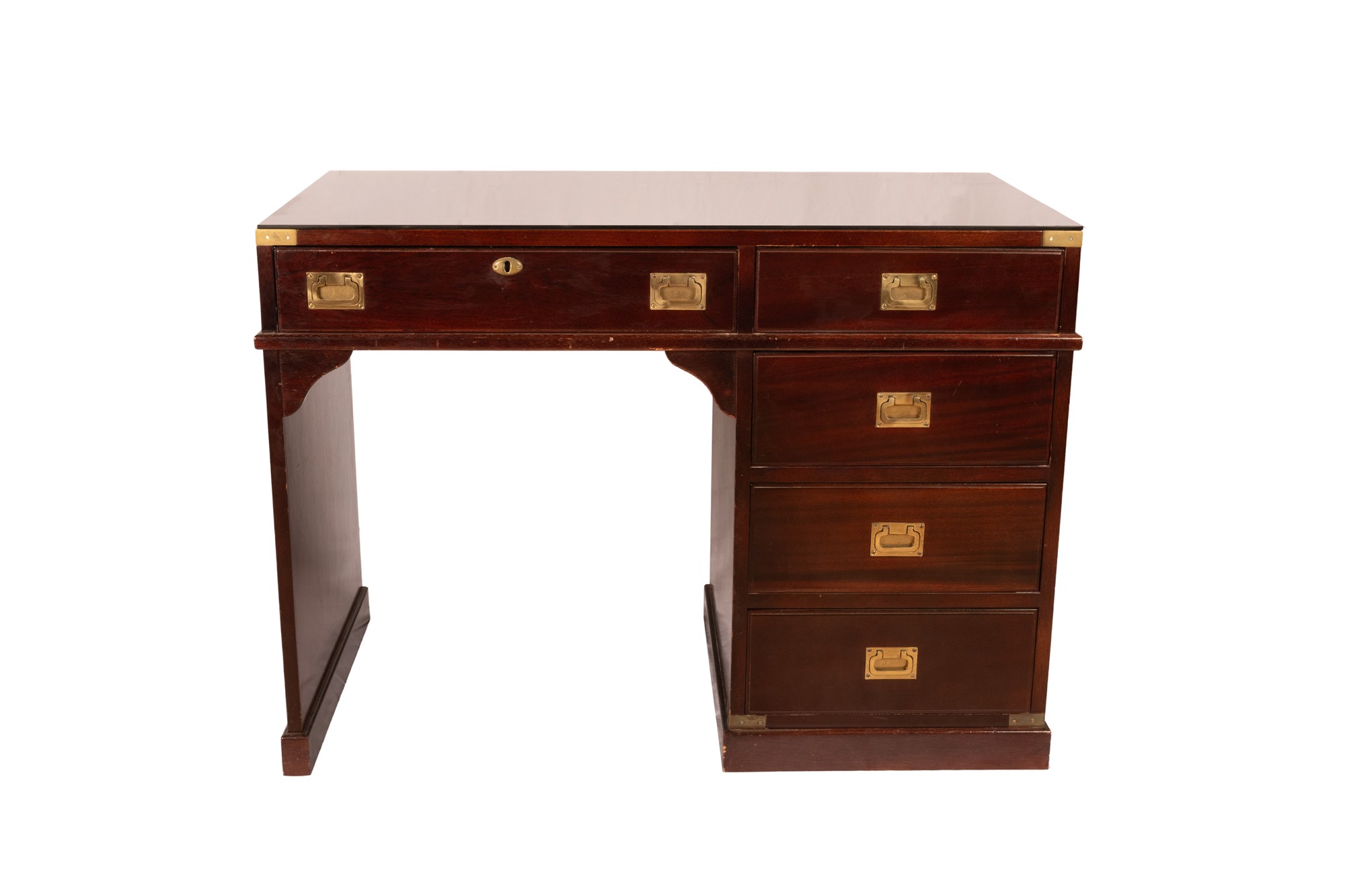 Byron marine style mahogany desk with five drawers on the front and glass top - Image 3 of 19