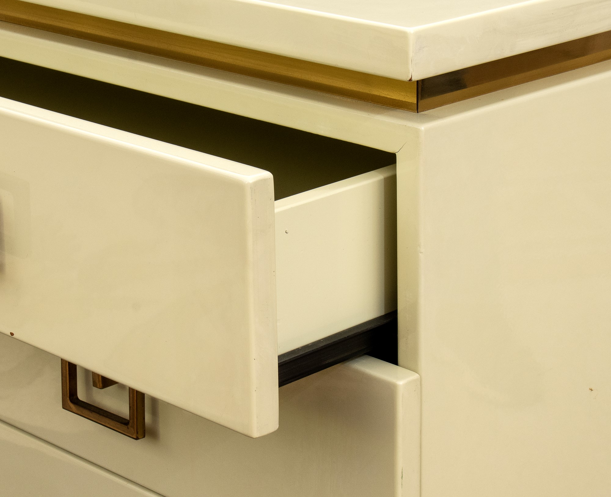 Pair of lacquered wooden drawers with four drawers on the front - Image 12 of 15