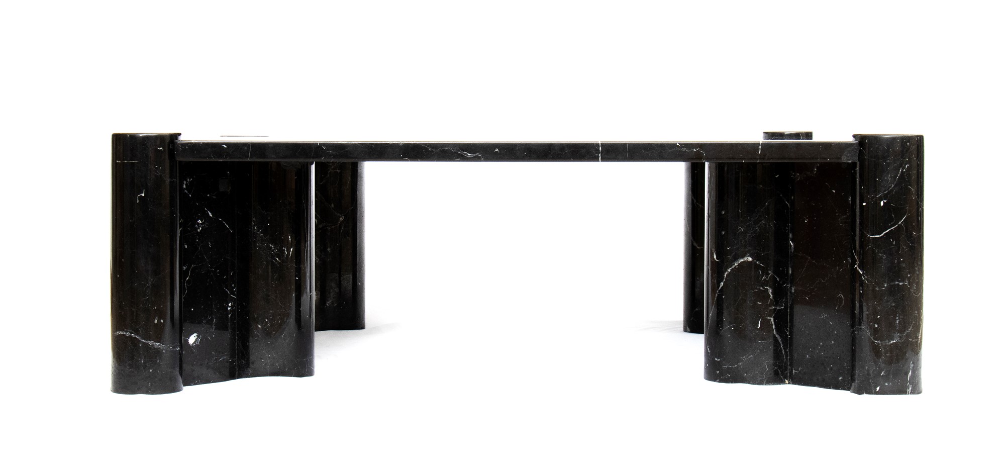 Gae Aulenti Palazzolo dello Stella 1927-Milano 2012 Living room table in black marble marquinia mod - Image 11 of 23