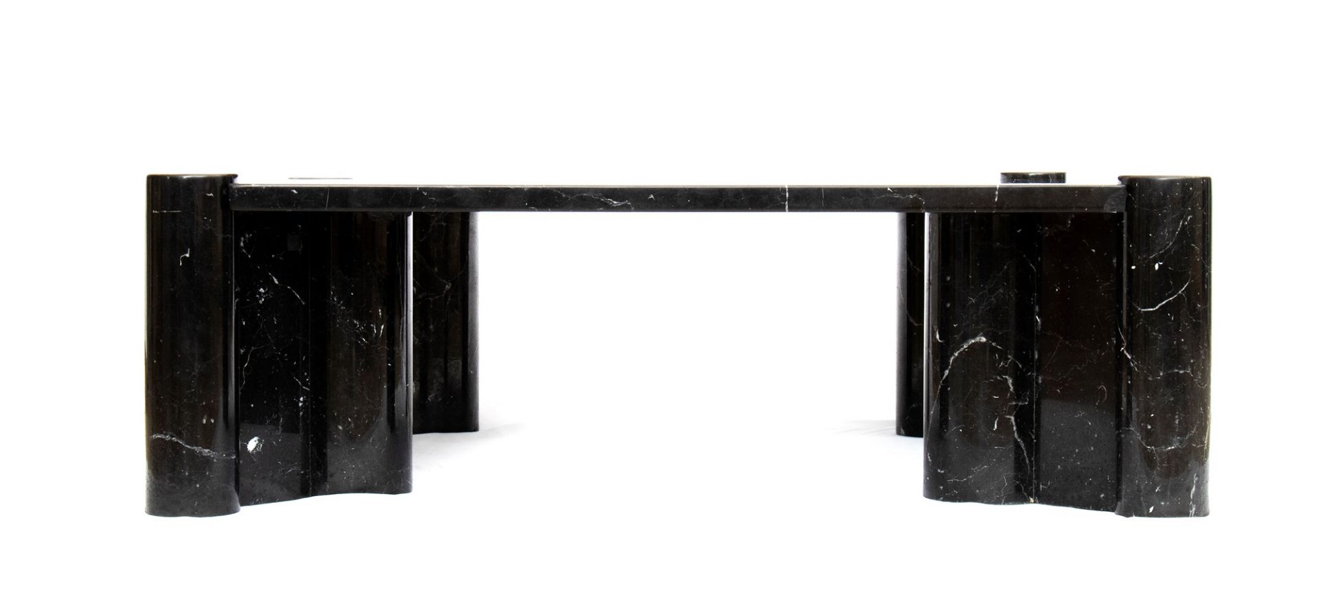 Gae Aulenti Palazzolo dello Stella 1927-Milano 2012 Living room table in black marble marquinia mod - Bild 10 aus 23