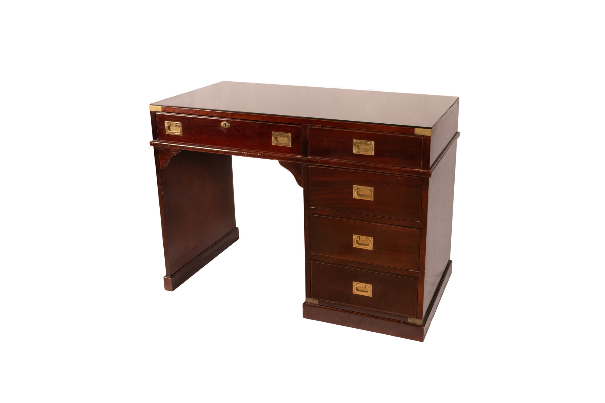 Byron marine style mahogany desk with five drawers on the front and glass top - Image 5 of 19