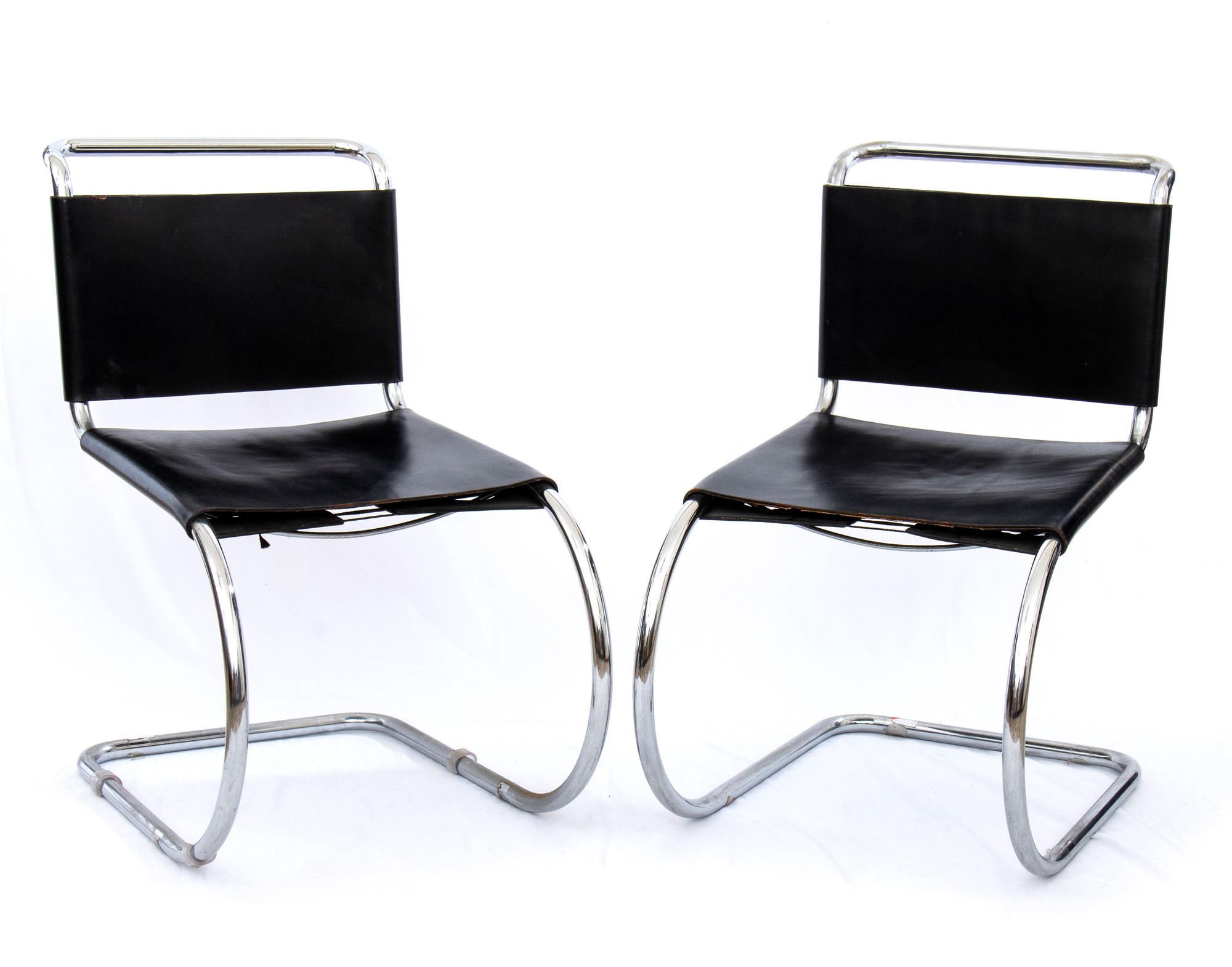 2 chairs in black leather and steel designed by Mart Stam and Marcer Beuer - Image 2 of 19