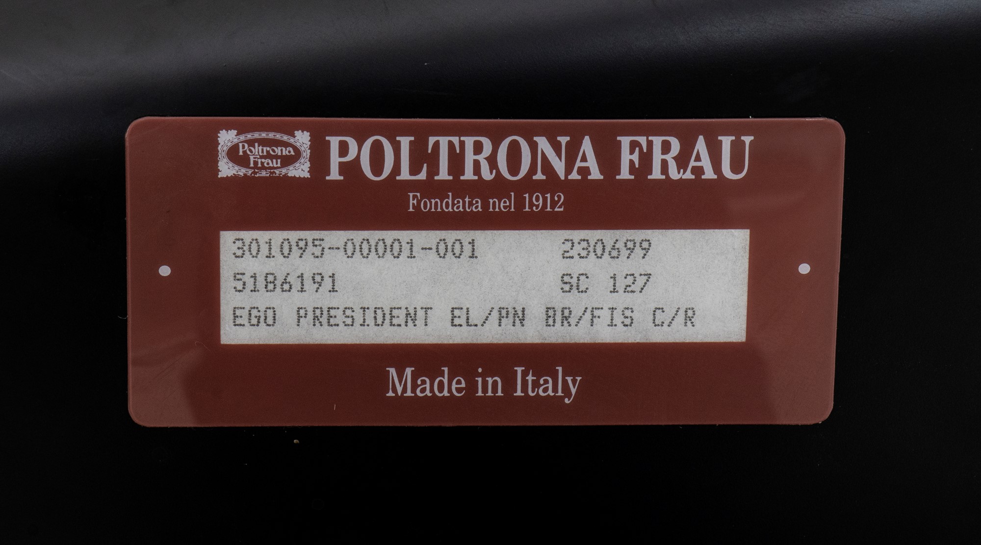 Paolo Pininfarina Torino 1958-Torino 2024 Lot of 5 Ego armchairs and Ego President executive chair - Image 29 of 29