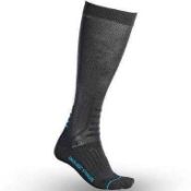 RRP £160 Brand New Items Including Meister Compression Socks, Scotland Football Top & More (