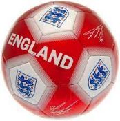 RRP £1500 - Pallet containing brand new Christmas and England football items