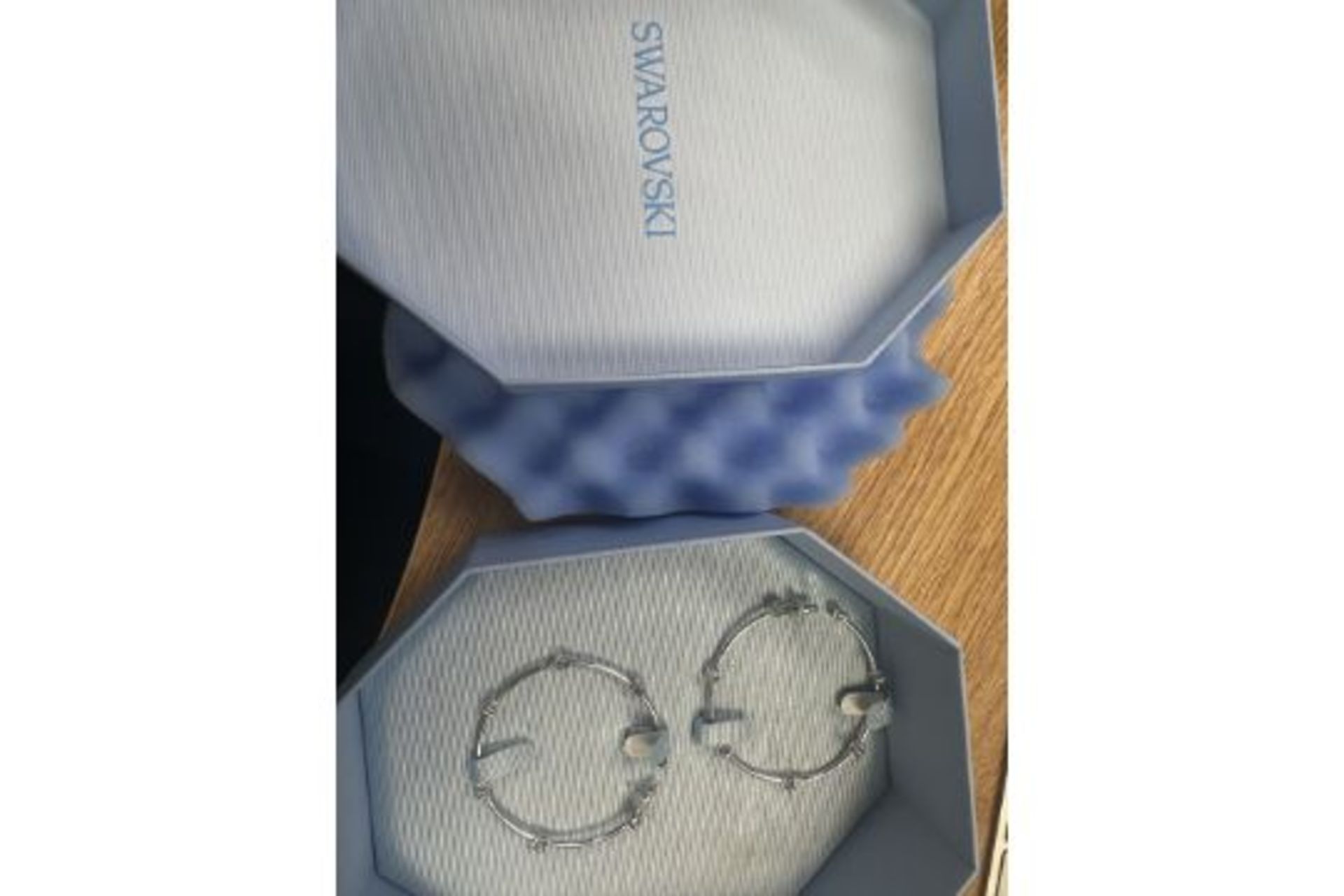 RRP £135 Lot To Contain Brand New Swarovski Consella Hoop Earrings - Image 2 of 2