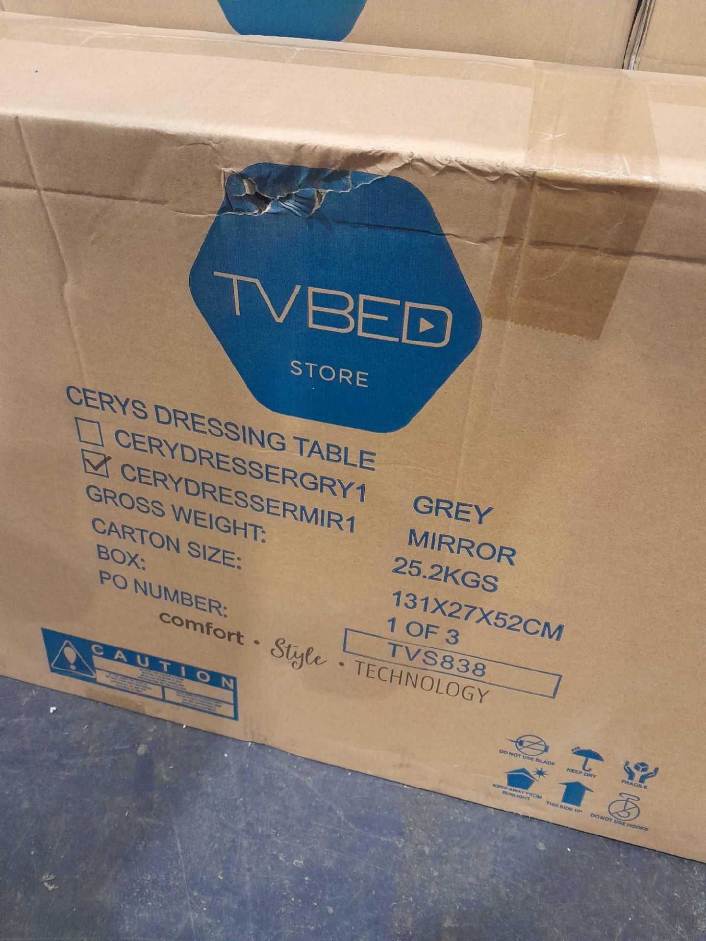 RRP £350 Brand New Factory Sealed Tv Bed Store Cery Dresser Mirror (3 Parts ) - Image 2 of 2