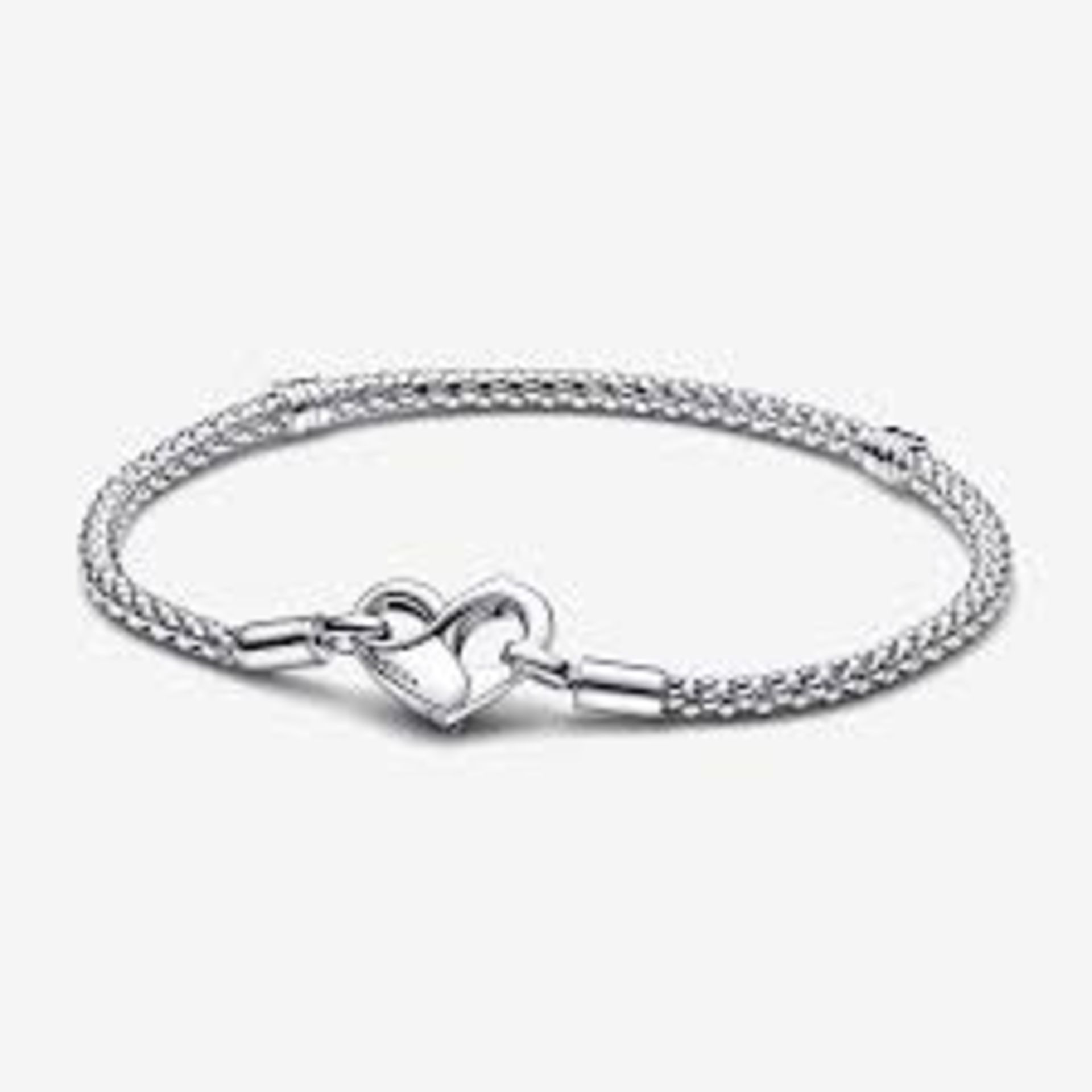 RRP £110 Pandora Heart Clasp Bracelet & Pandora Infinity Heart Charm