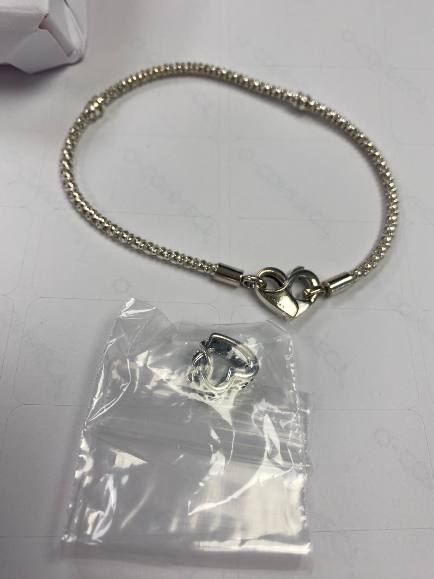 RRP £110 Pandora Heart Clasp Bracelet & Pandora Infinity Heart Charm - Image 2 of 3
