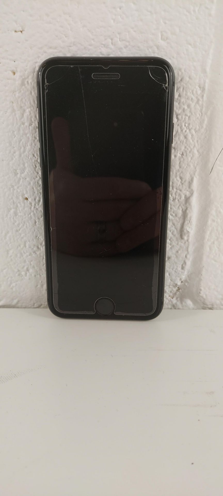 Apple iPhone 8 - Locked