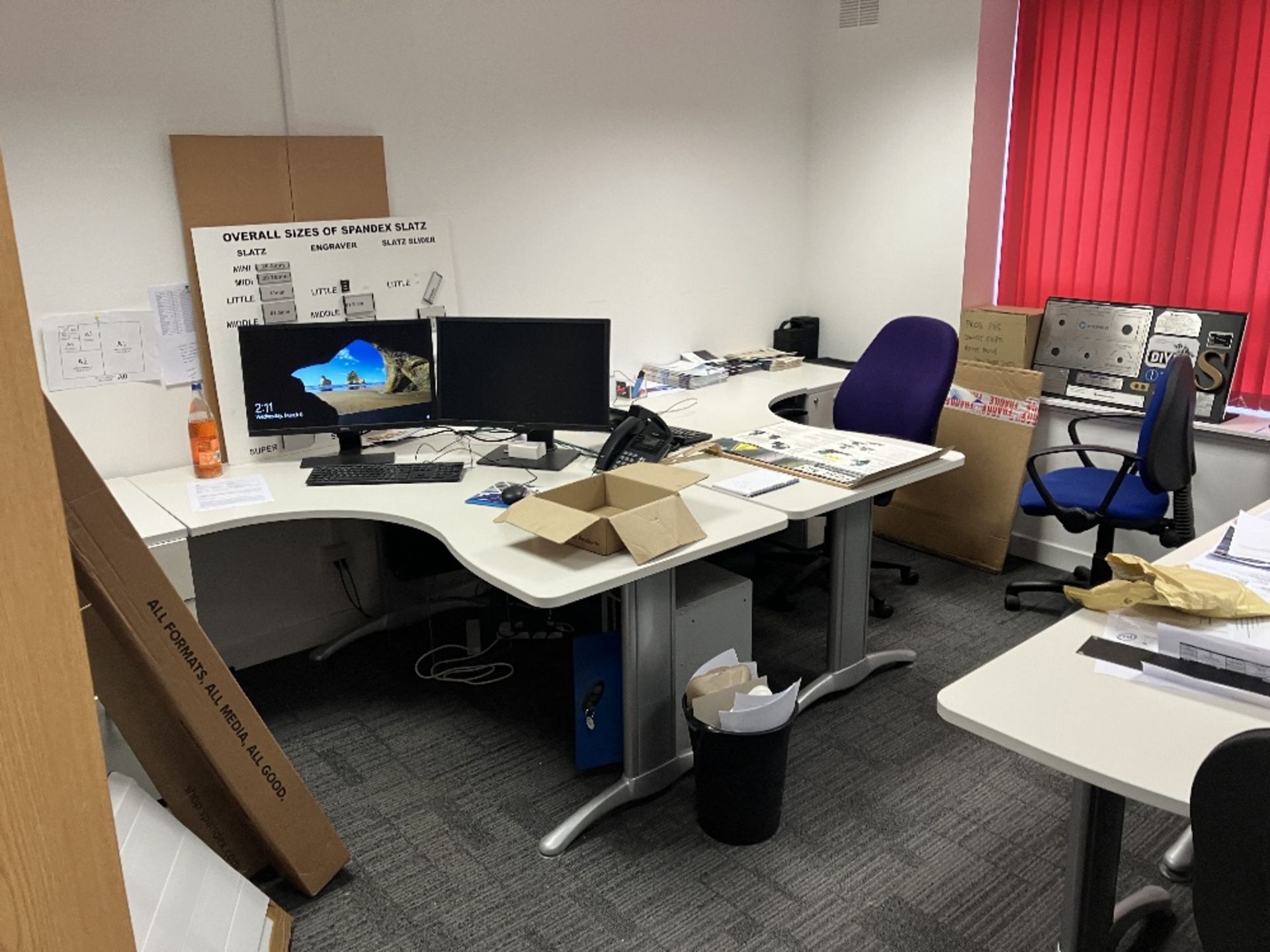 contents of office 4 curved desks 4 chairs 4 pedistals 3 screens - Image 2 of 6