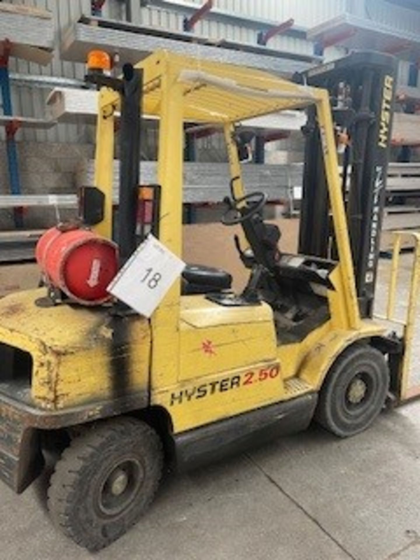 Hyster 2.5 ton Gas Forklift Truck - Image 2 of 5