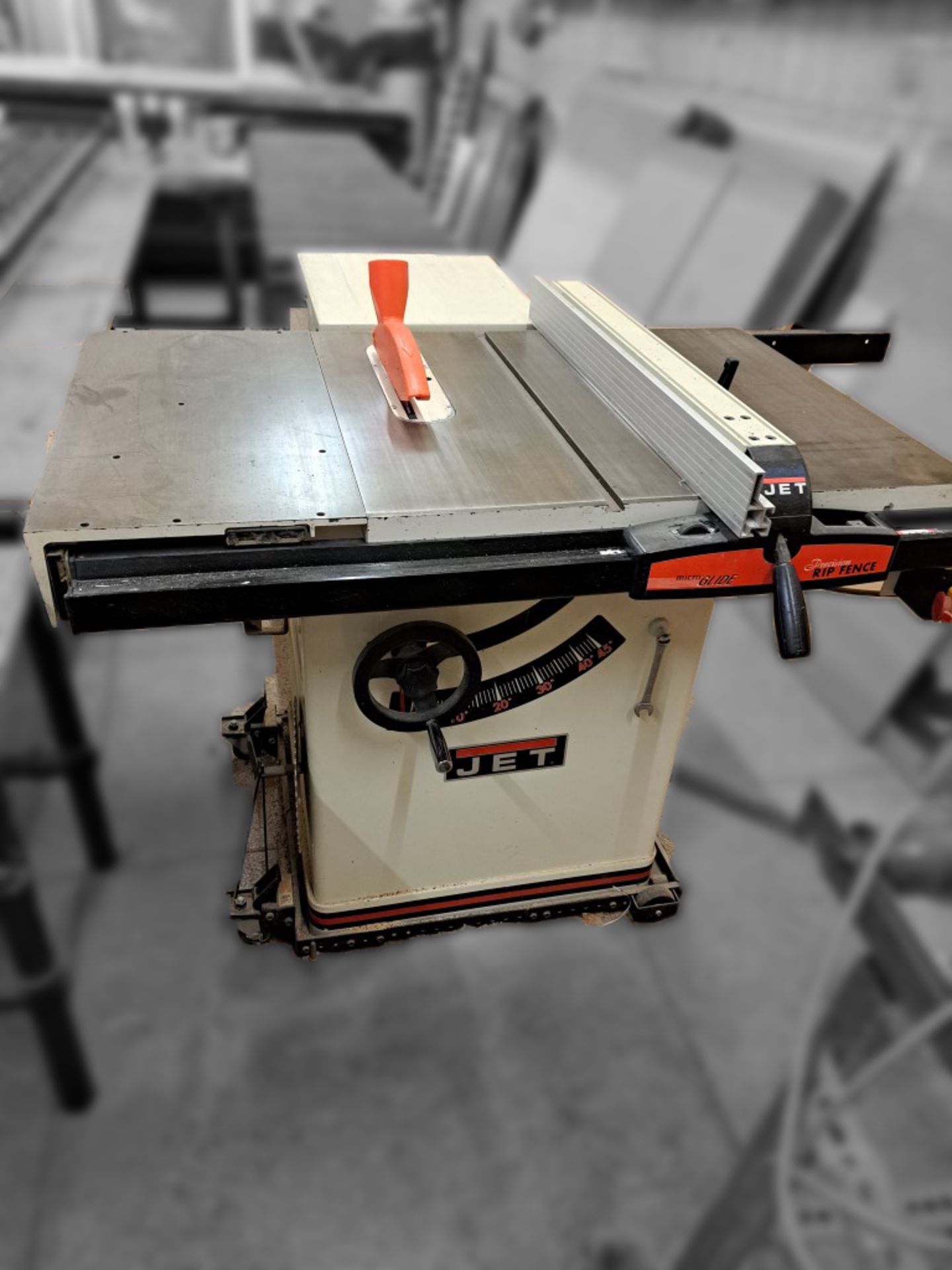 JET JTS250CS Table Saw with Various Blades